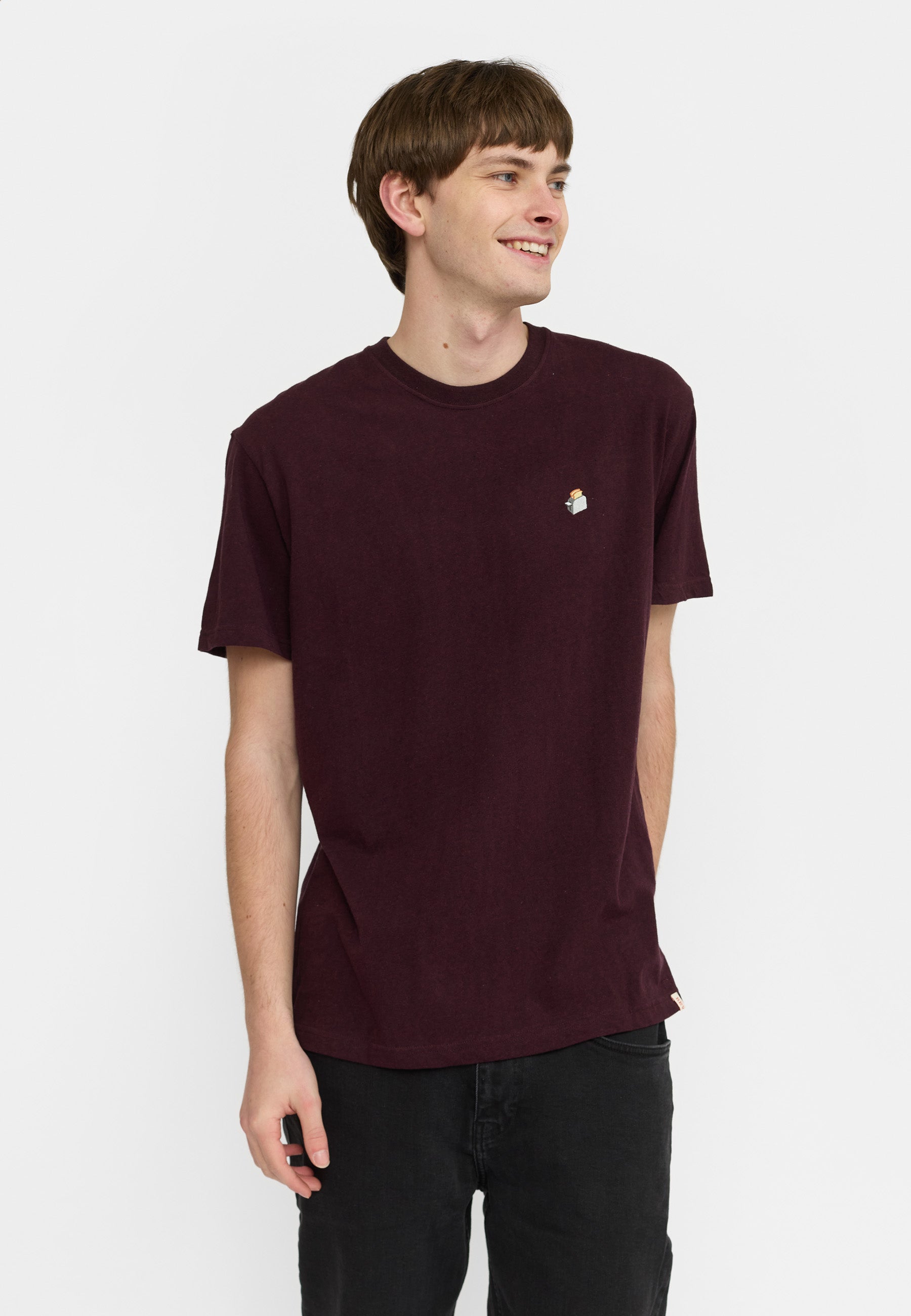 Revolution Application T-Shirt T-Shirts Burgundy