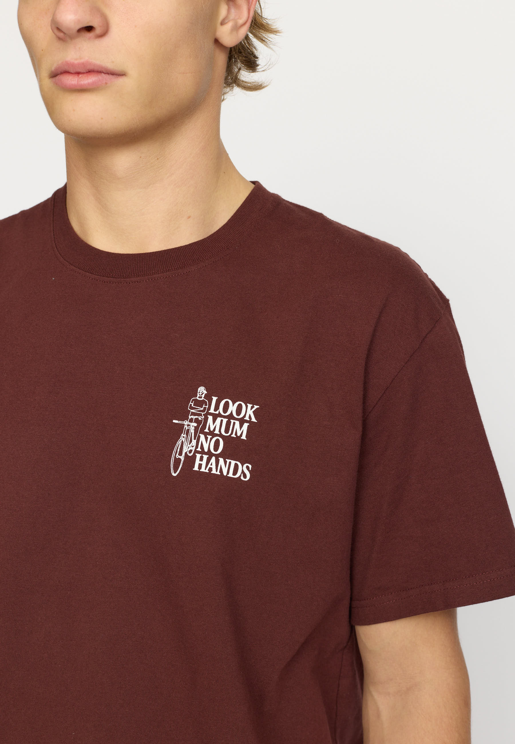 Revolution Application T-Shirt T-Shirts Burgundy