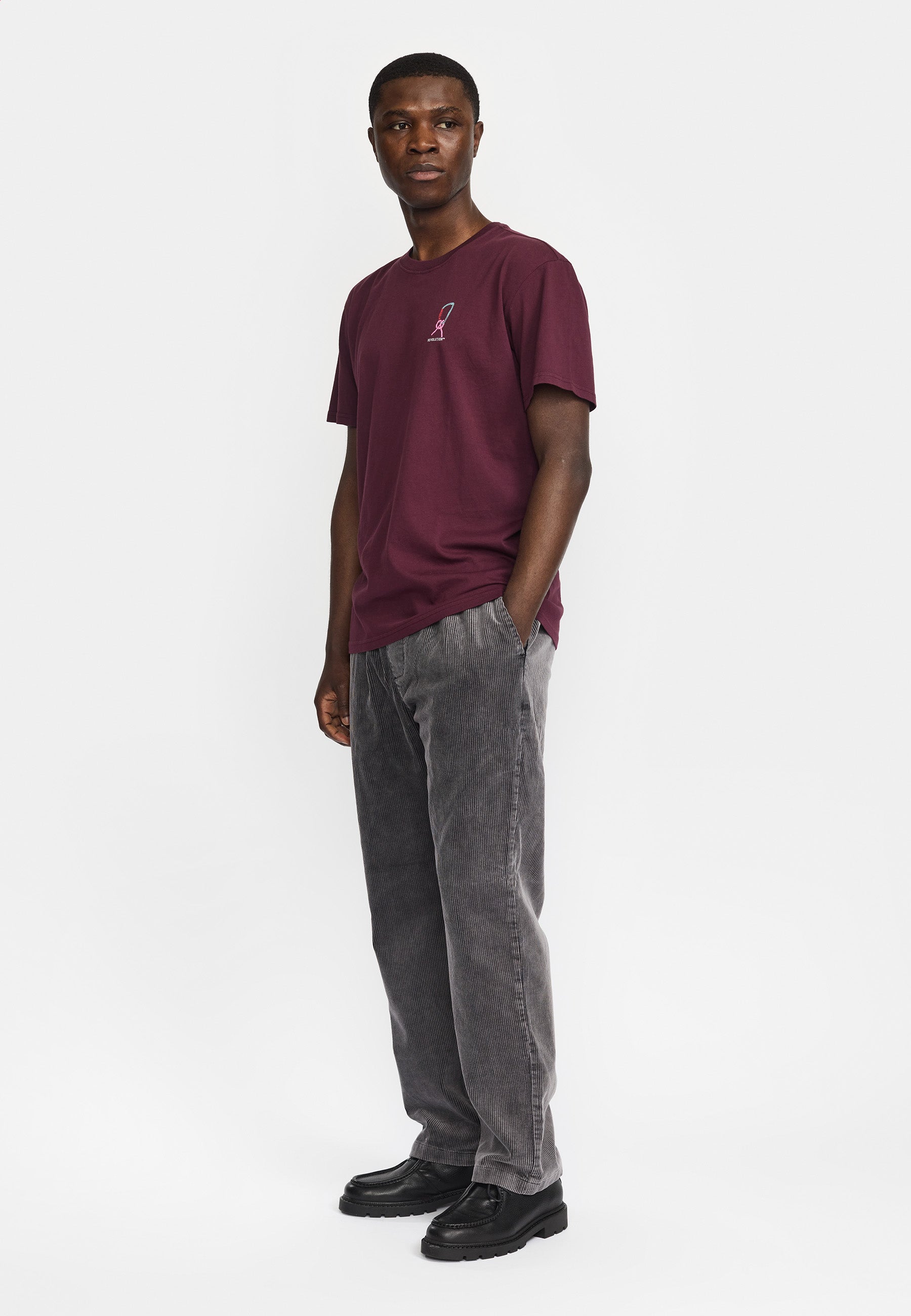 Revolution Application T-Shirt T-Shirts Burgundy