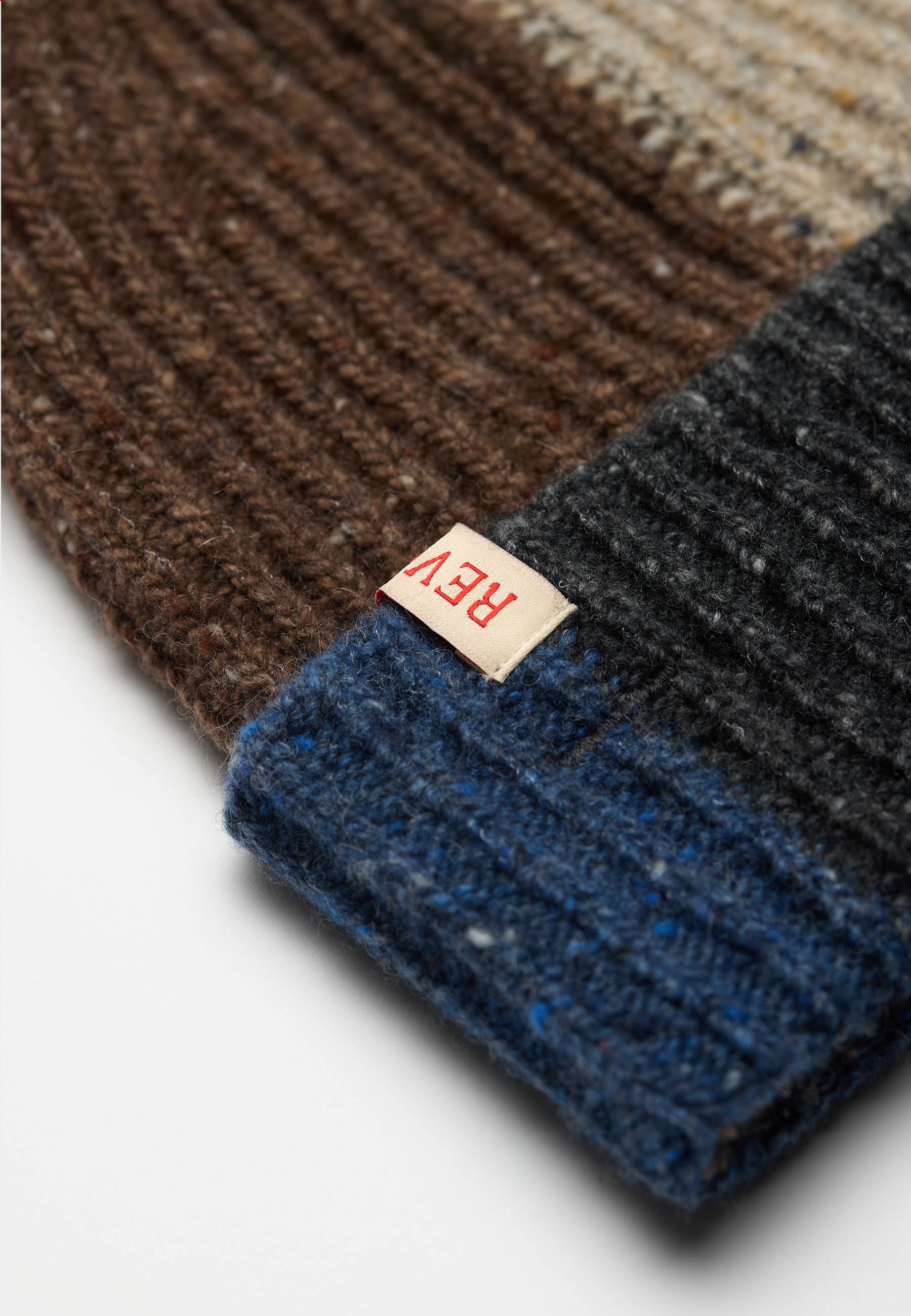 Revolution Beanie Melange Headwear Black