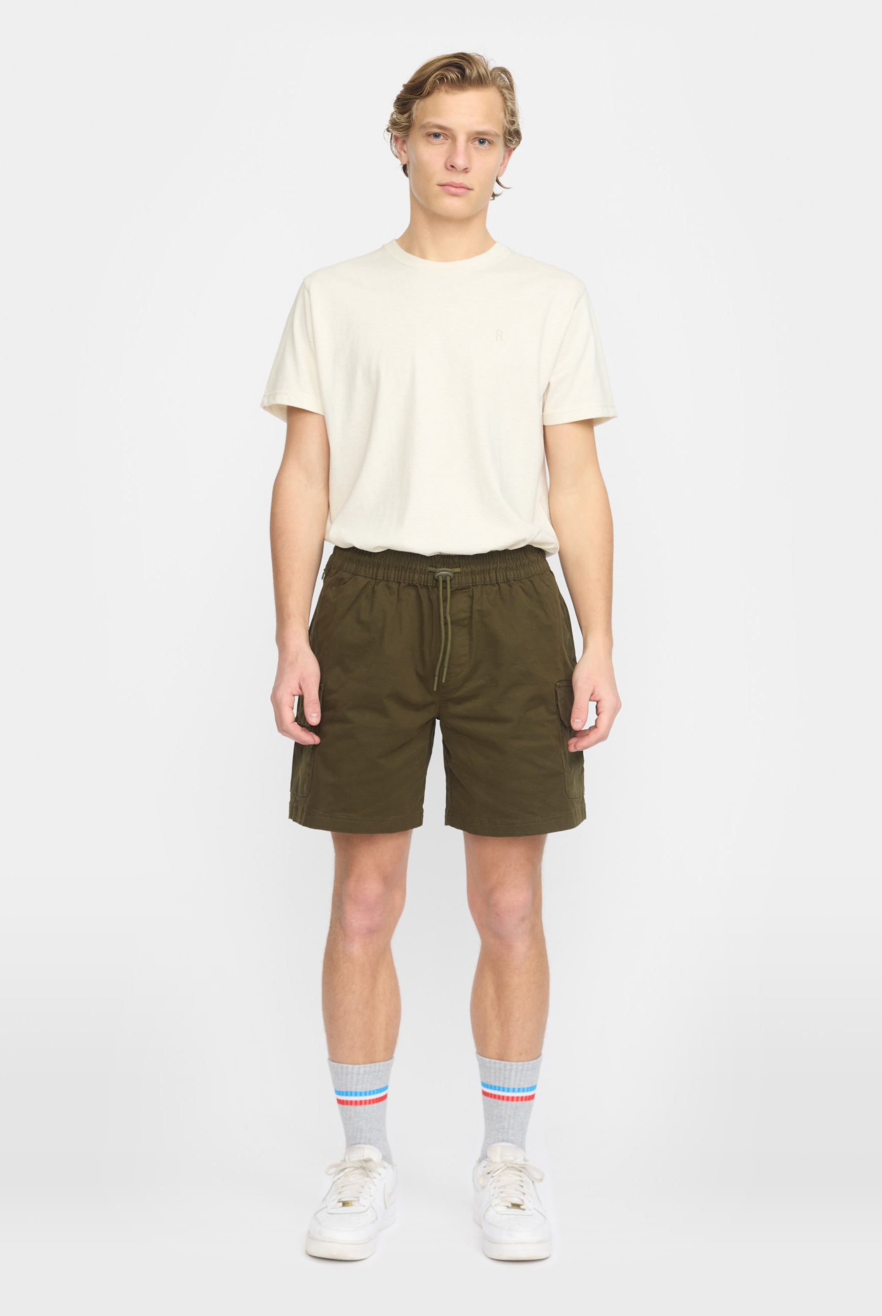 Revolution Cargo Shorts Shorts Army