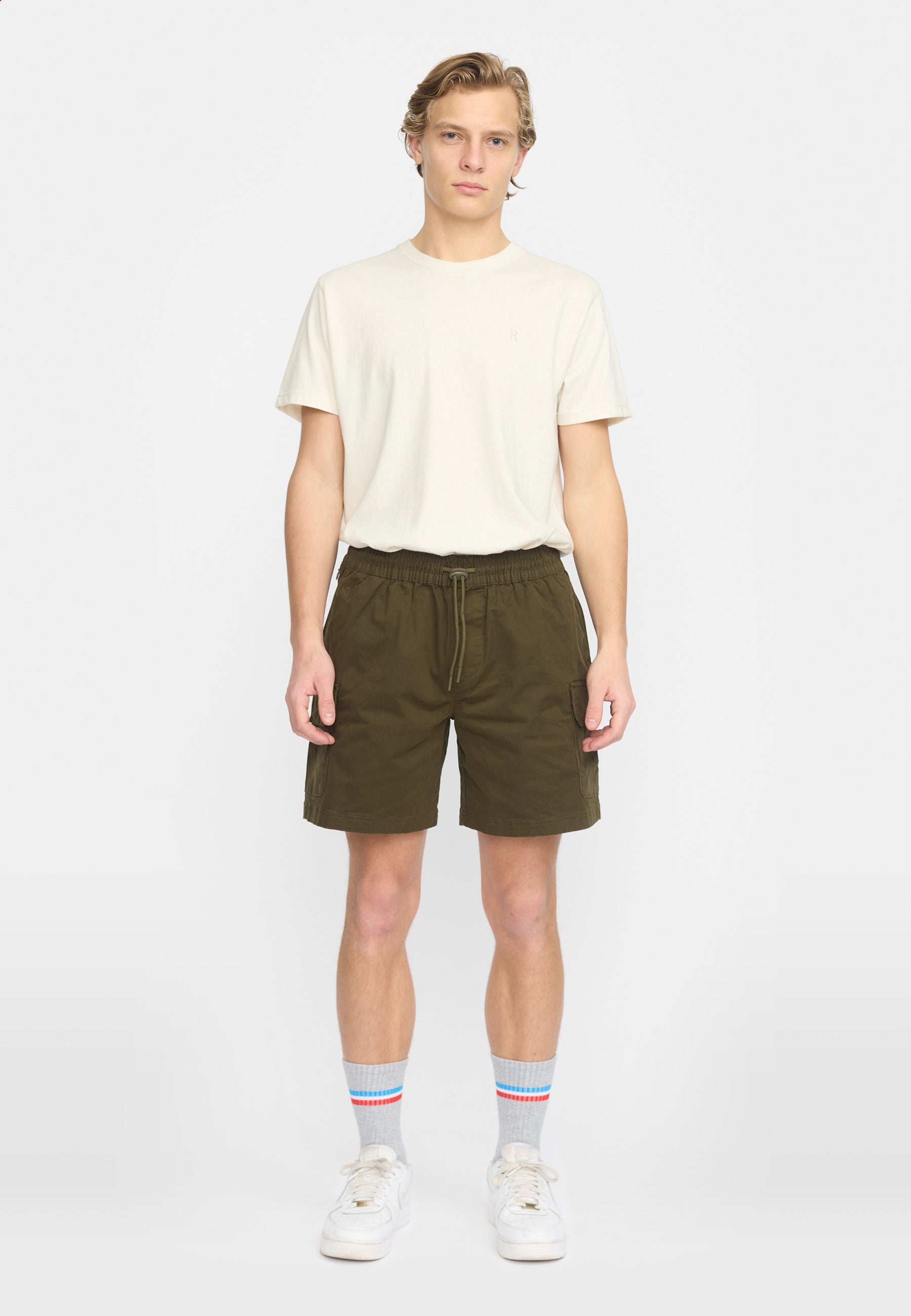 Revolution Cargo Shorts Shorts Army
