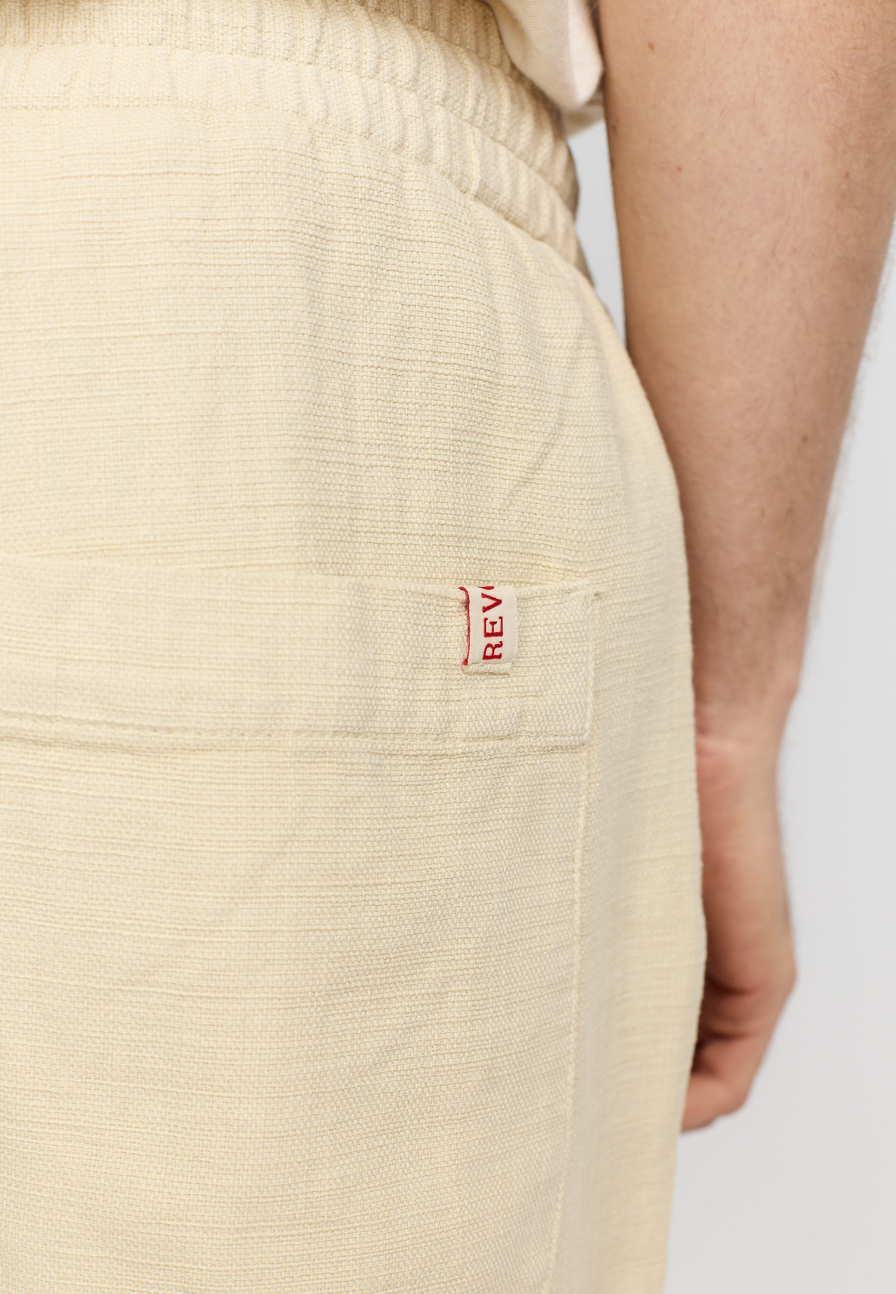 Revolution Casual Shorts Shorts Offwhite