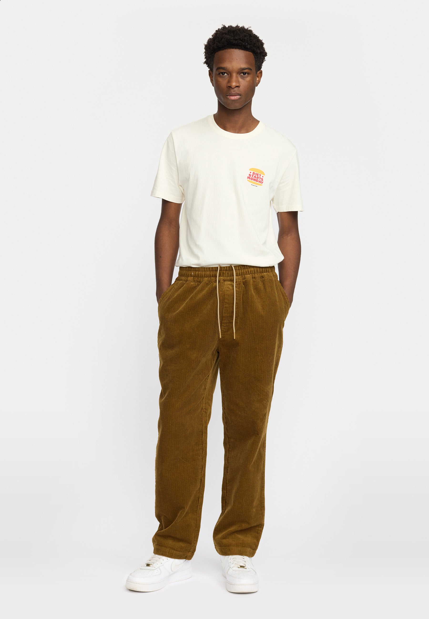 Revolution Casual Trousers Trousers Dustbrown