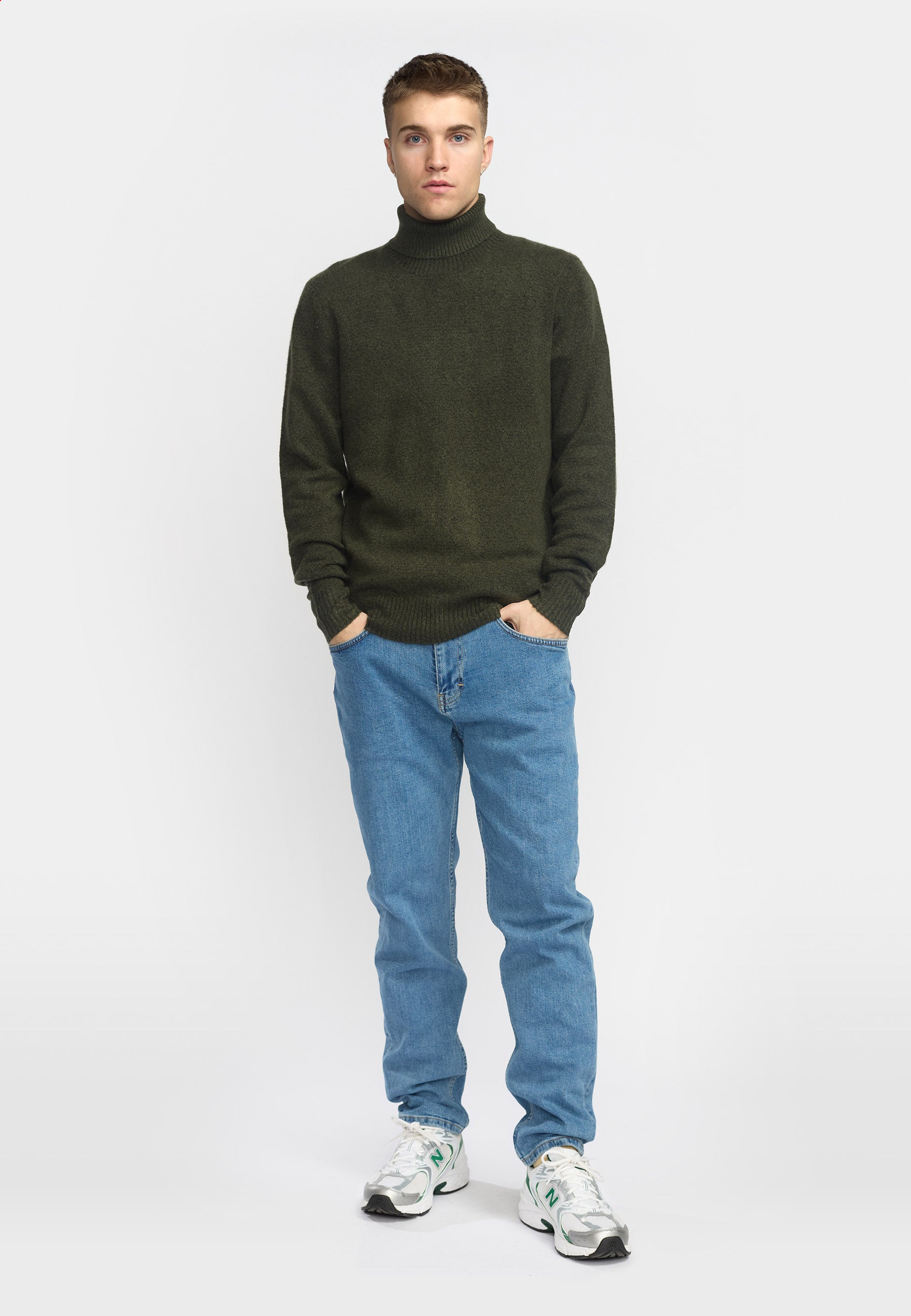 Revolution High-neck Sweather Knitwear Army