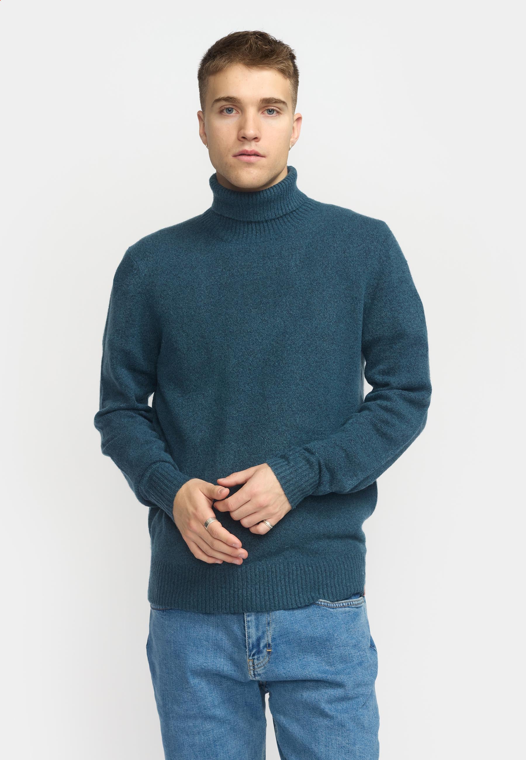 Revolution High-neck Sweather Knitwear Blue