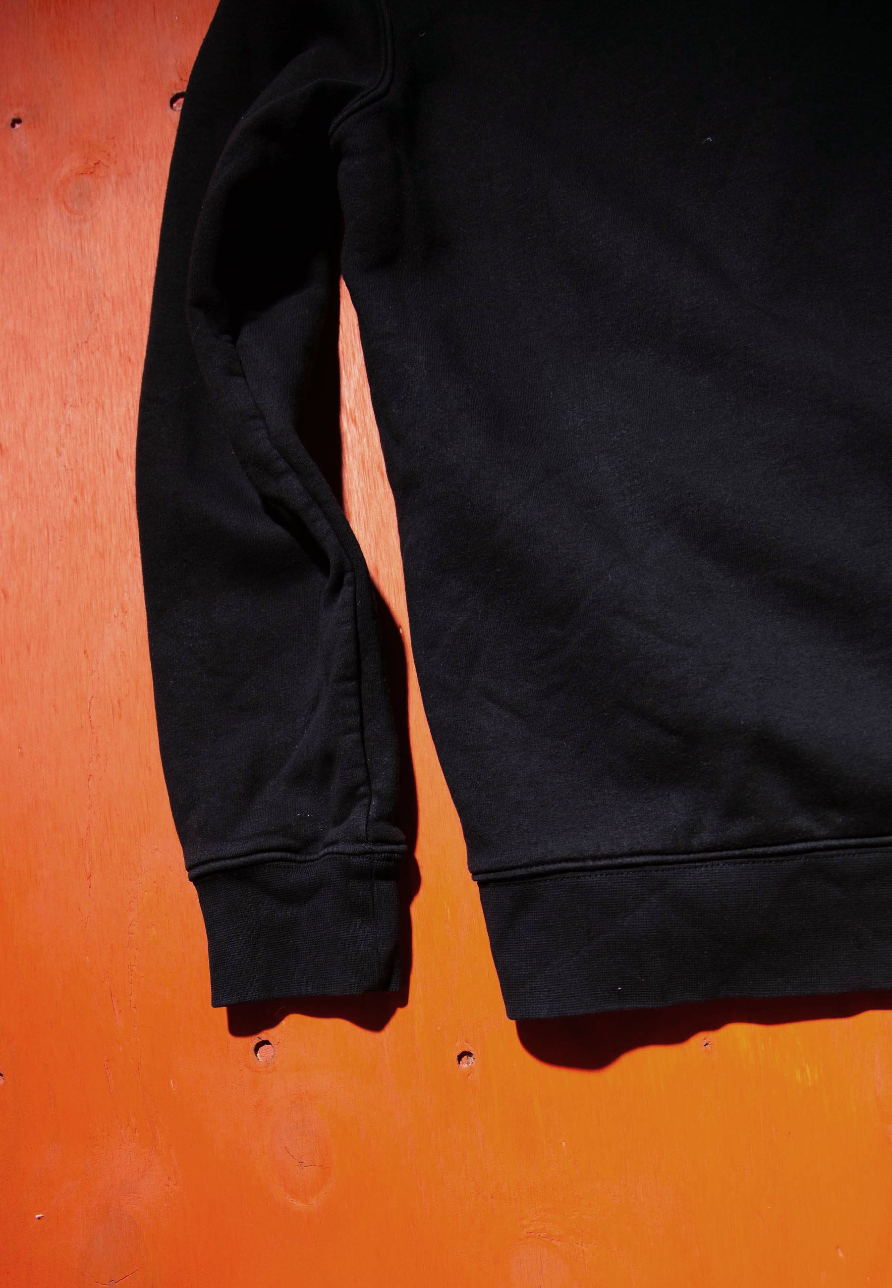 Revolution Hoodie Sweatshirt Vintaged Black