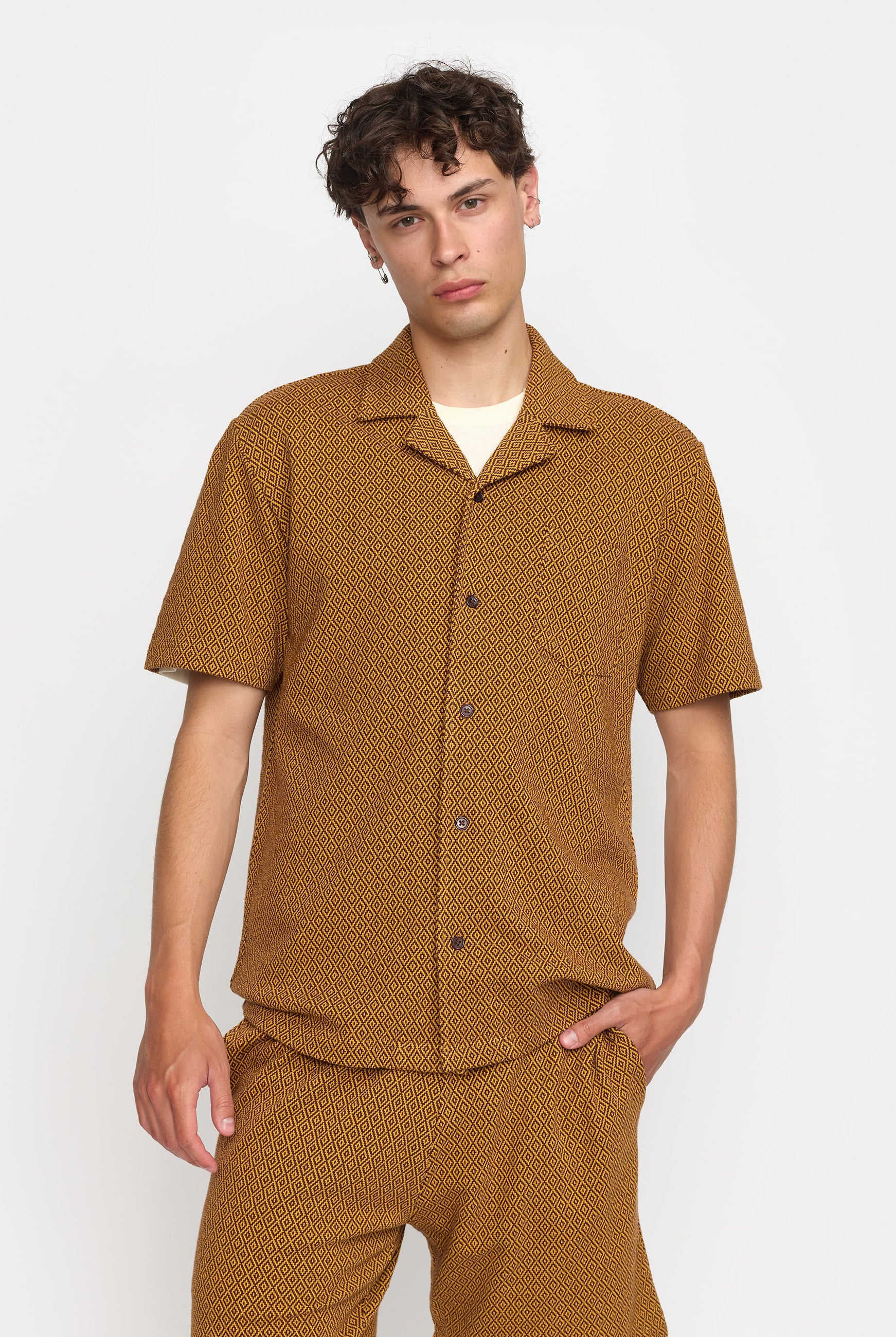 Revolution Jaquard Short-sleeved Cuban Shirt Short-sleeve shirts Yellow