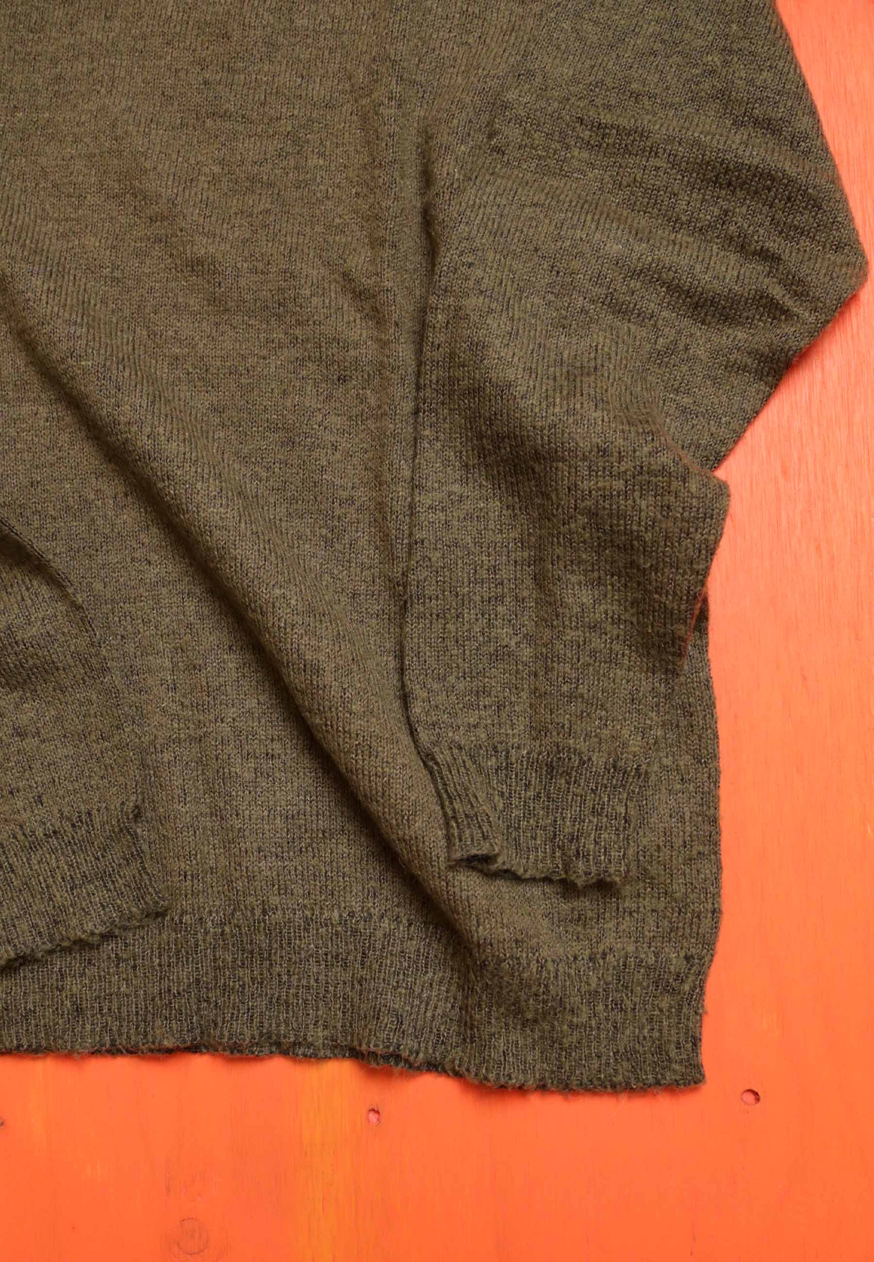 Revolution Knit Sweater Vintaged Army