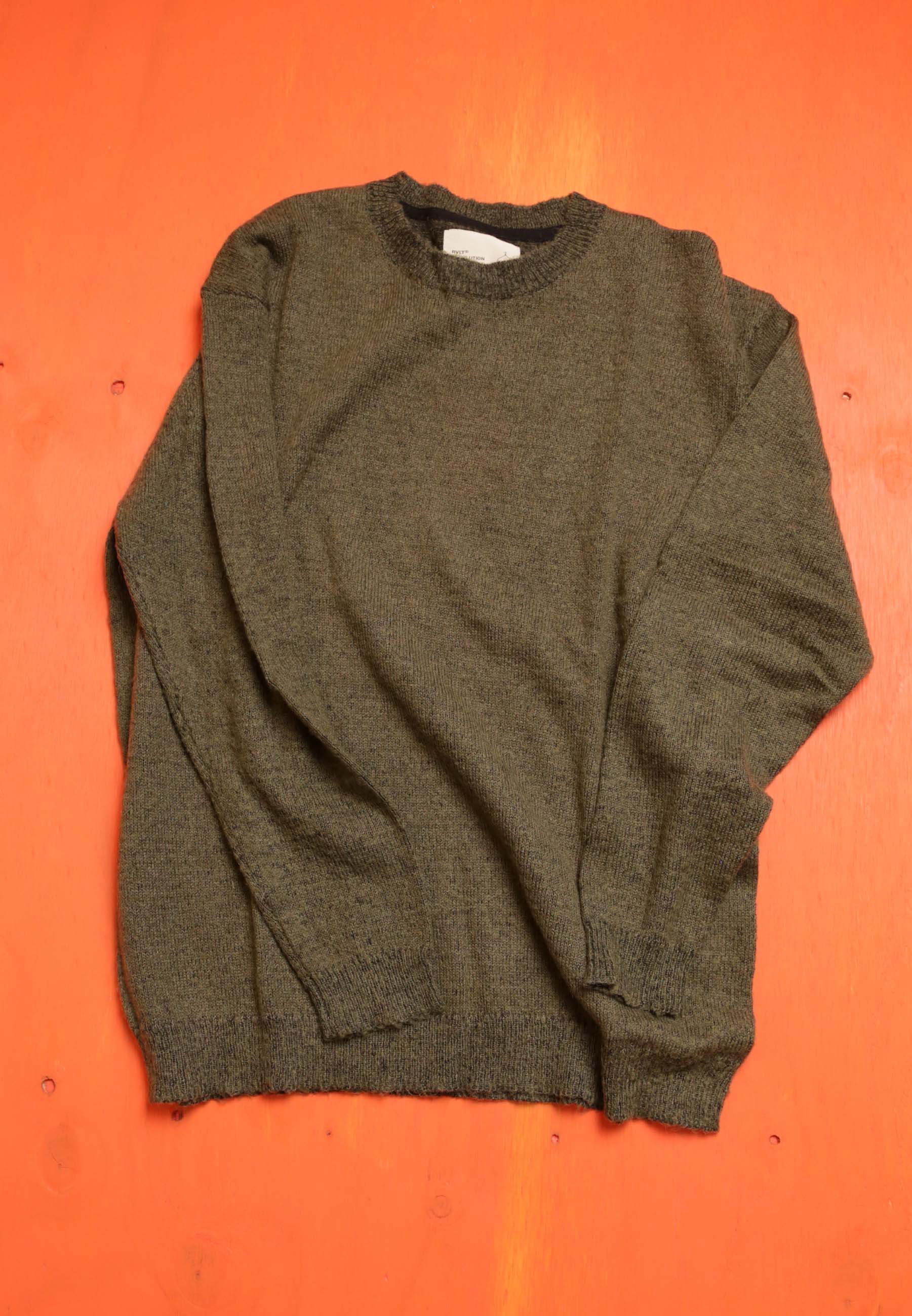 Revolution Knit Sweater Vintaged Army