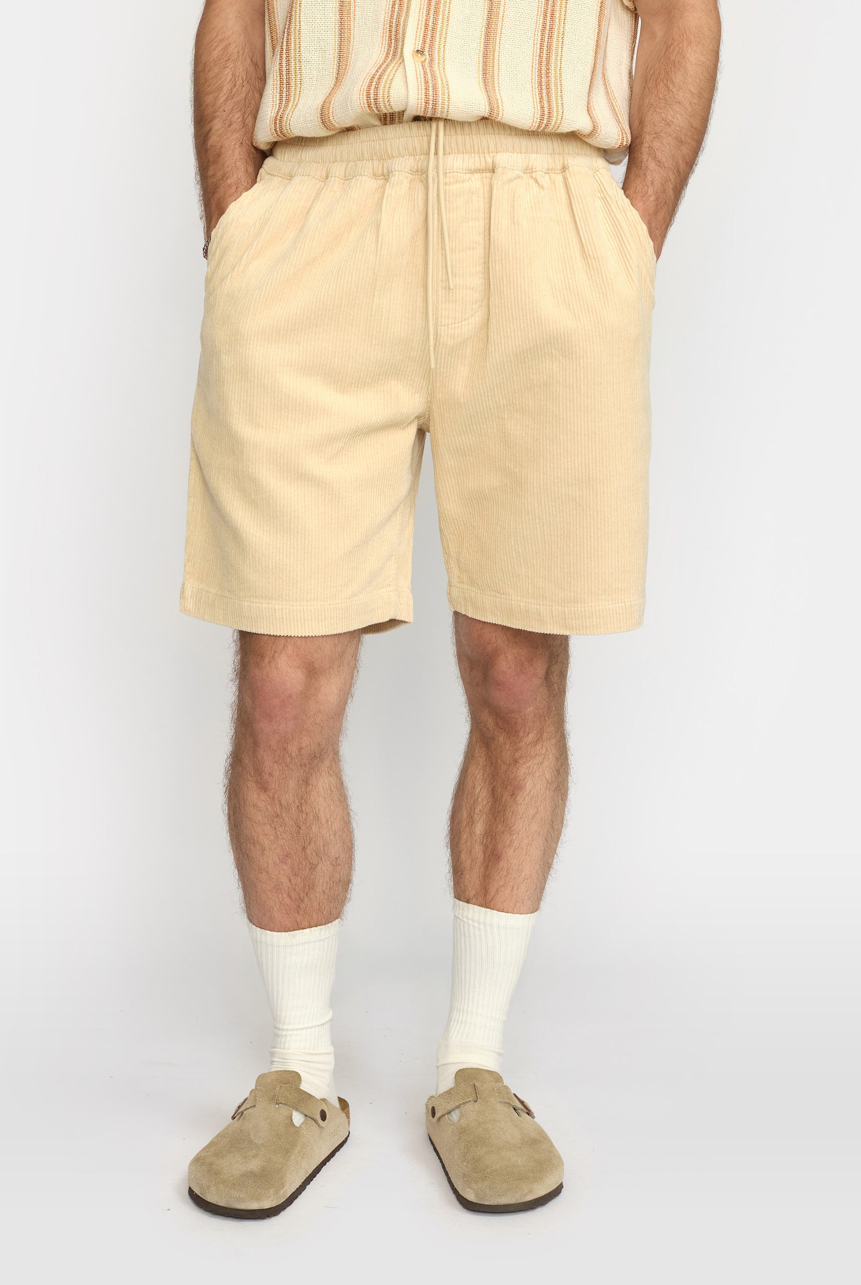 Revolution Long Casual Shorts Shorts Darkoffwhite