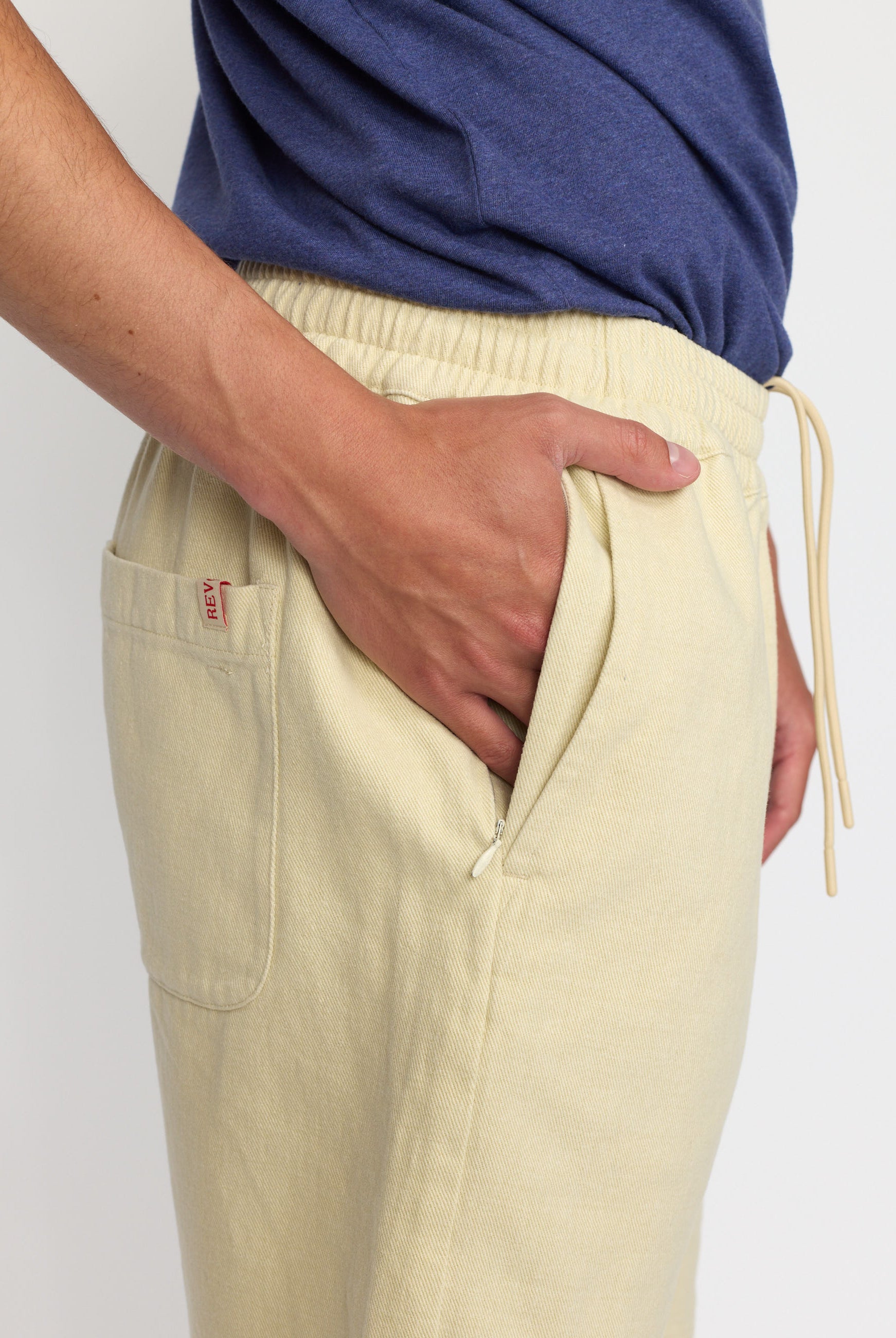 Revolution Long Casual Shorts Shorts Offwhite