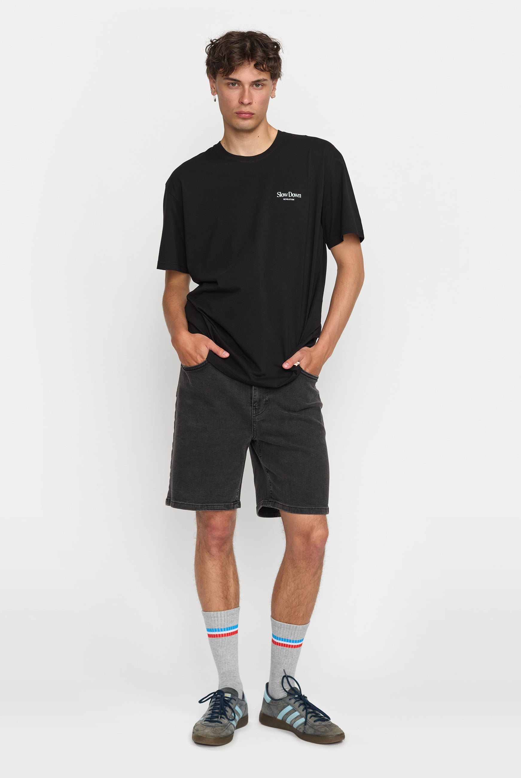 Revolution Loose-fit Denim Shorts Shorts Black
