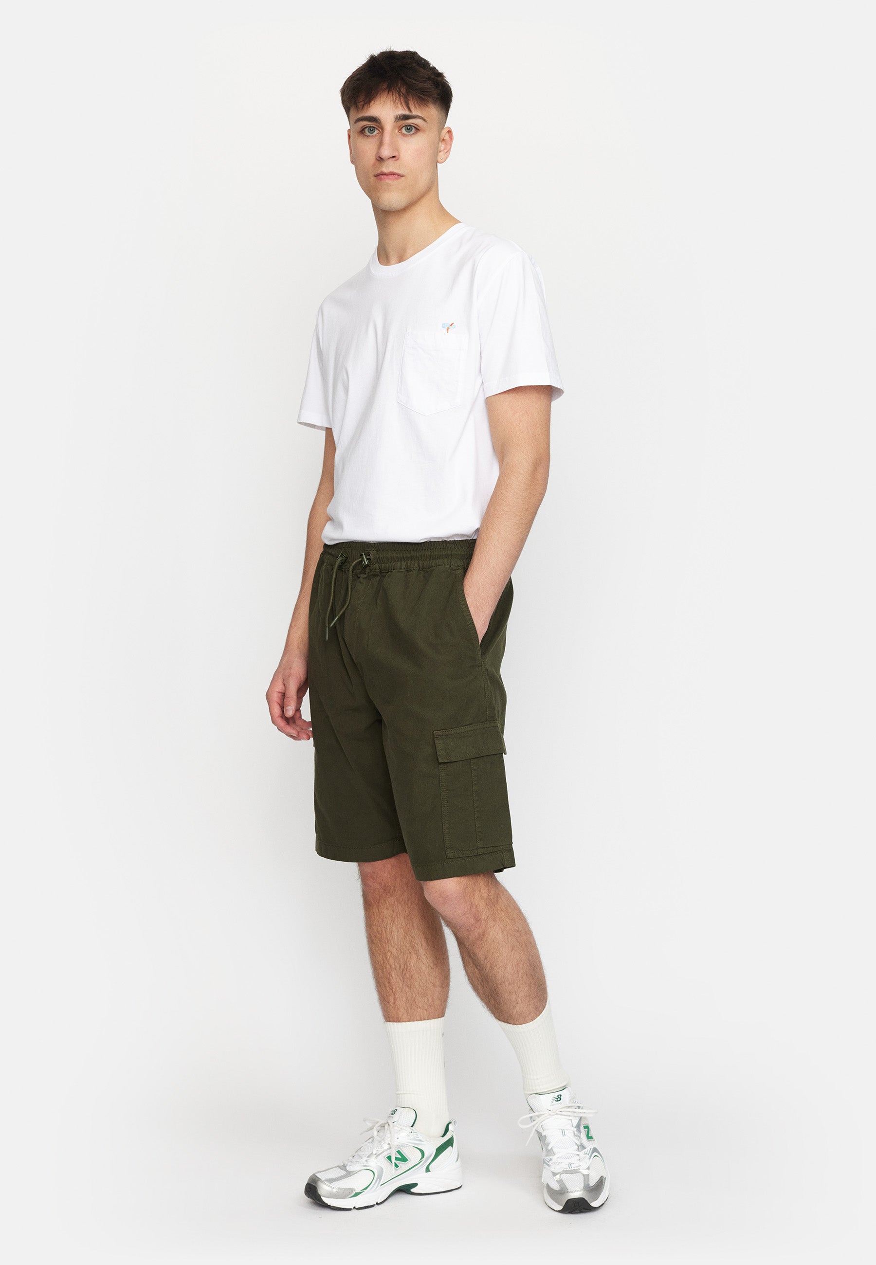 Revolution Loose Cargo Shorts Shorts Army