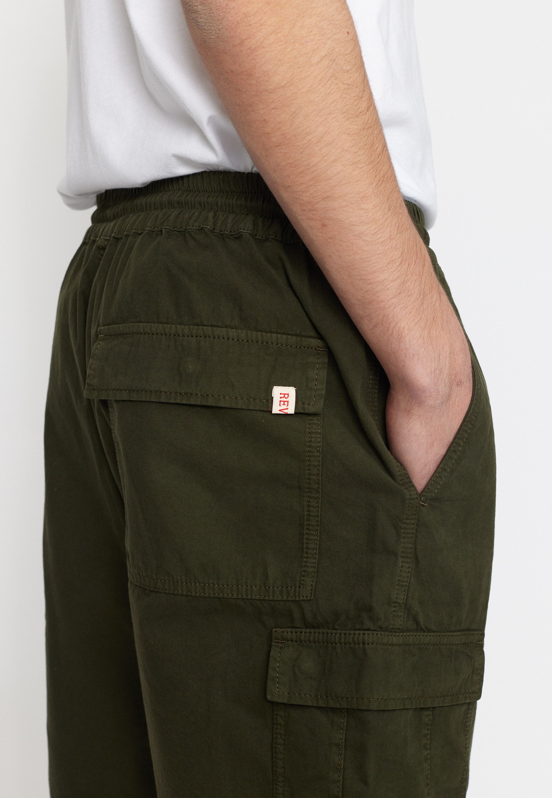Revolution Loose Cargo Shorts Shorts Army