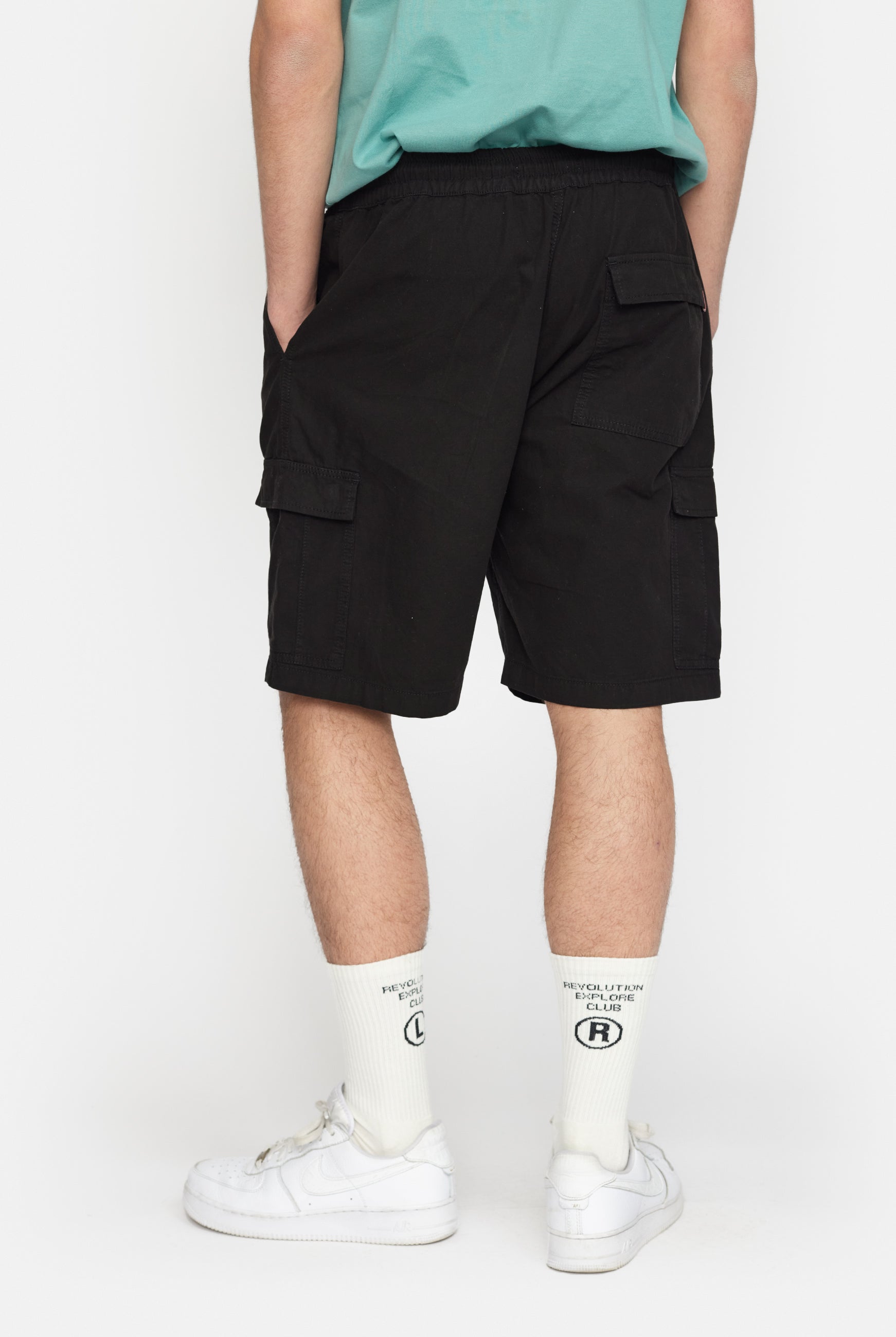 Revolution Loose Cargo Shorts Shorts Black