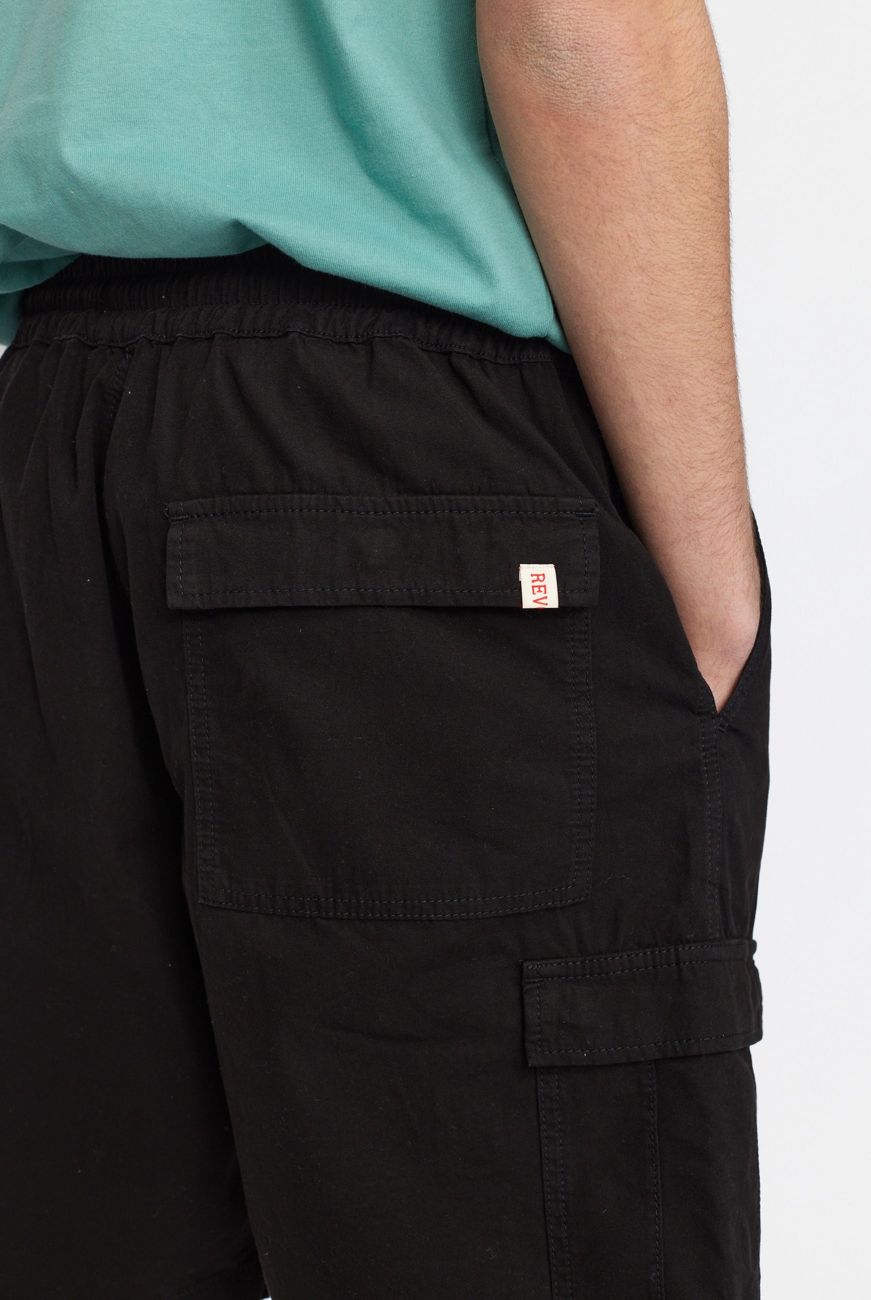 Revolution Loose Cargo Shorts Shorts Black