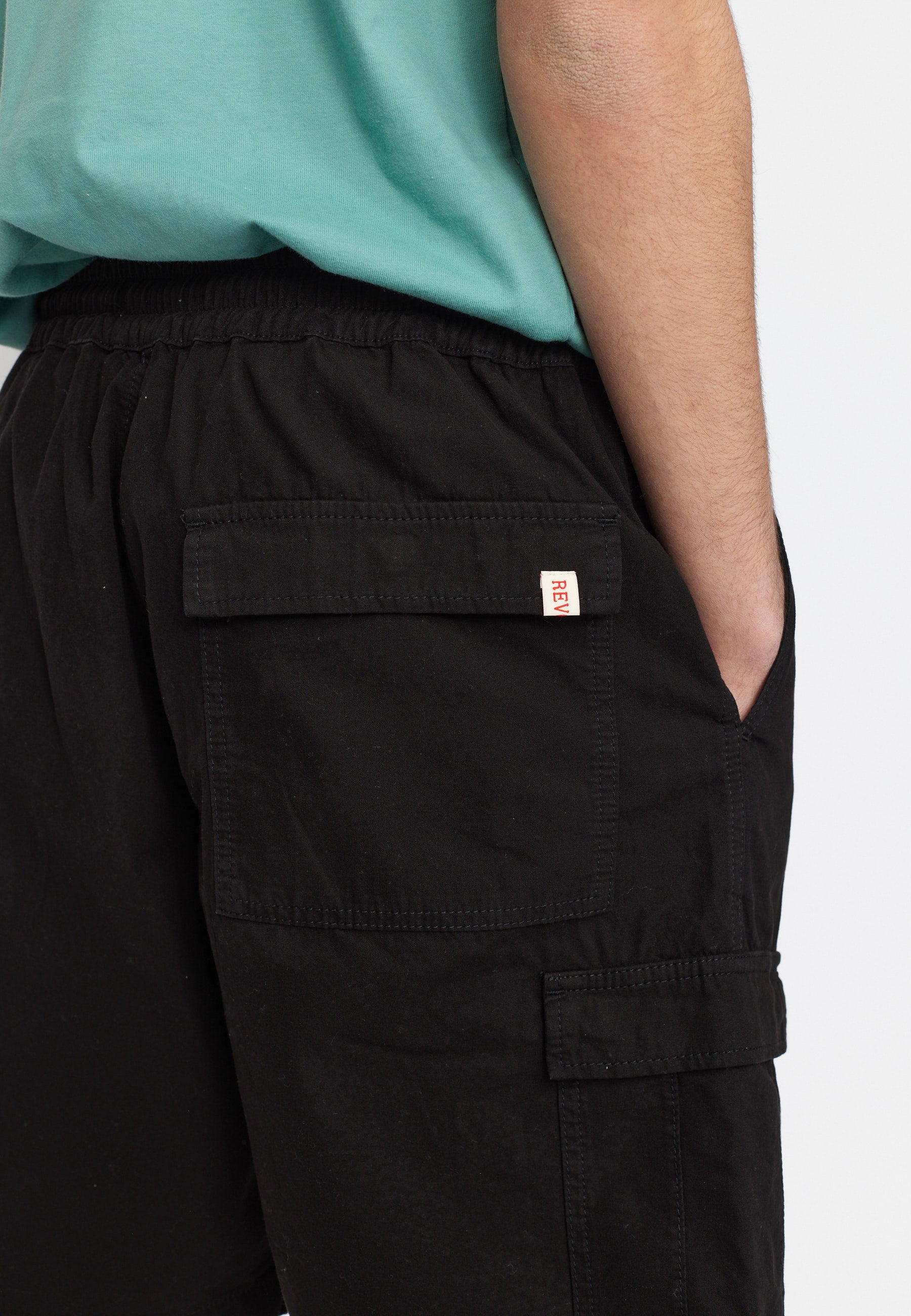 Revolution Loose Cargo Shorts Shorts Black