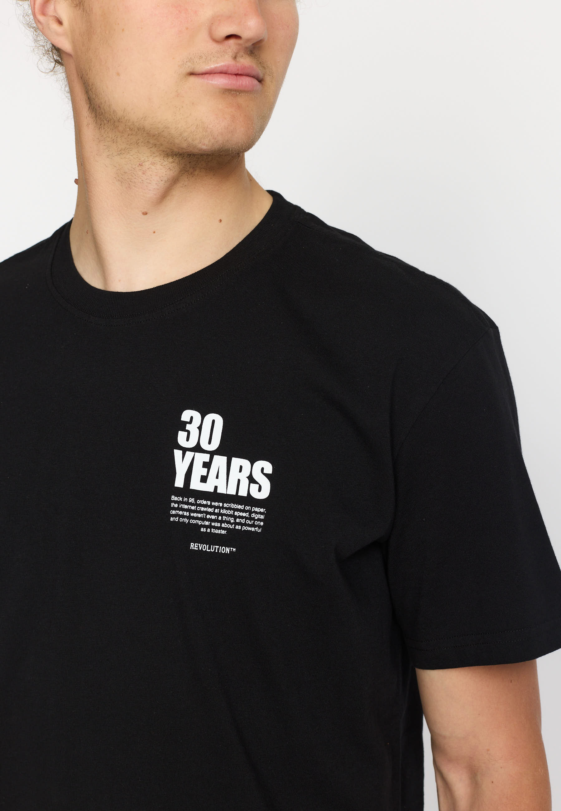 Revolution Loose T-shirt T-Shirts Black