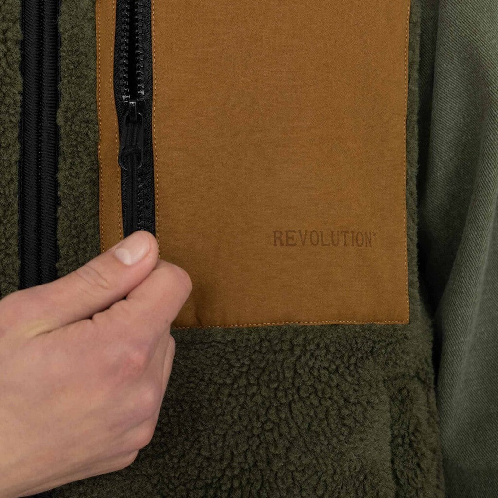 Revolution Pocket Teddy Vest Outerwear Army
