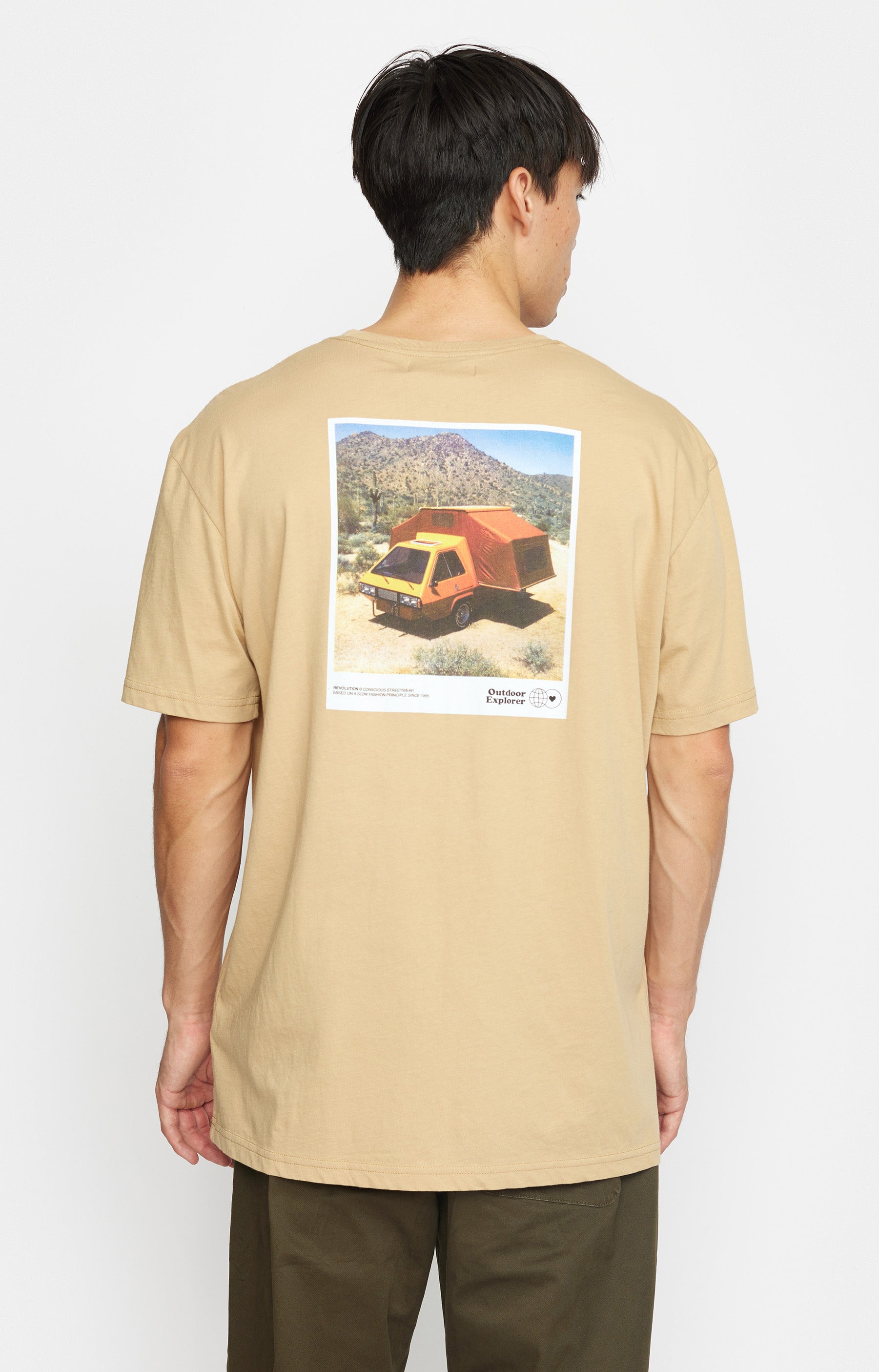 Revolution Printed T-shirt T-Shirts Khaki