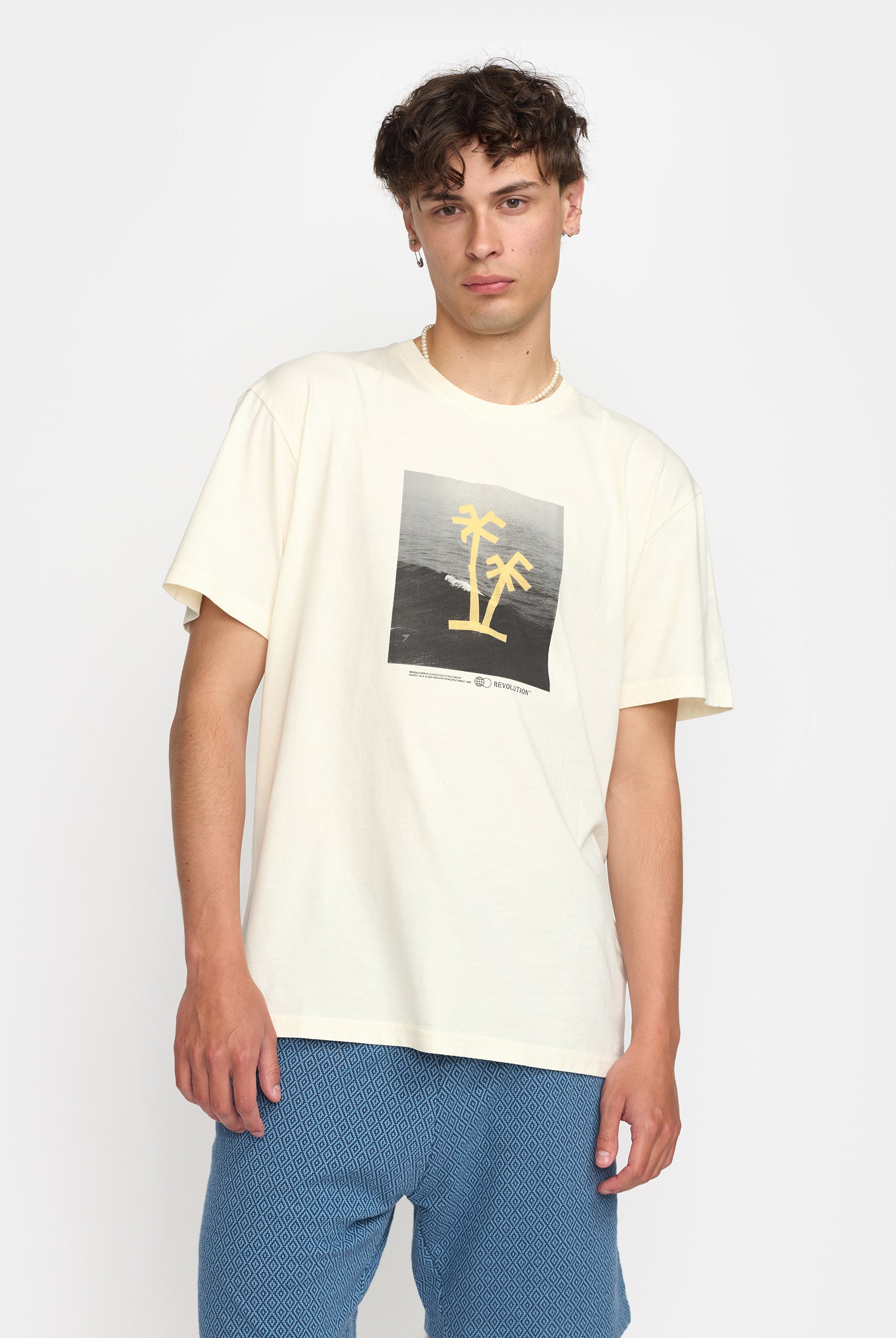 Revolution Printed T-shirt T-Shirts Offwhite