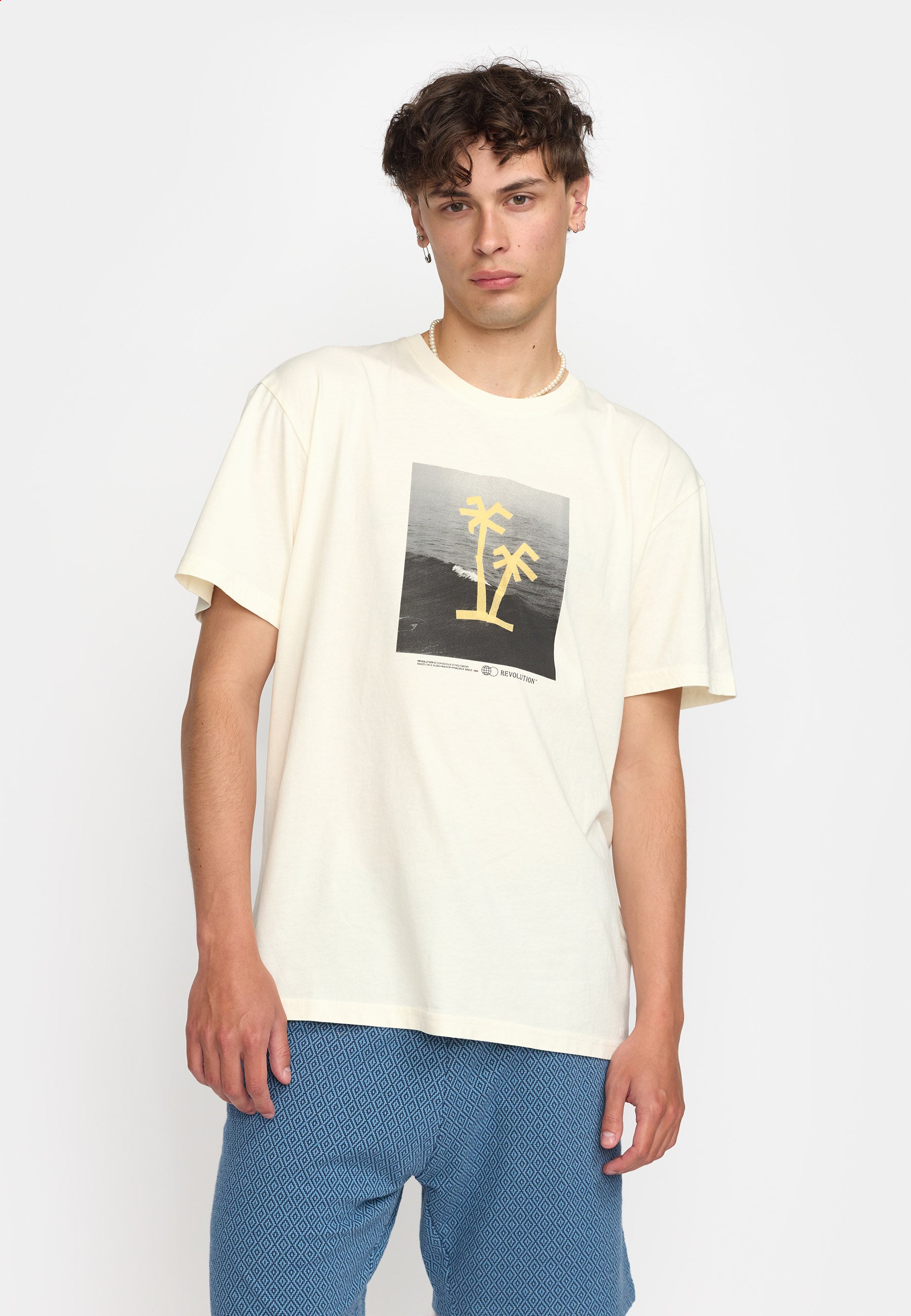 Revolution Printed T-shirt T-Shirts Offwhite