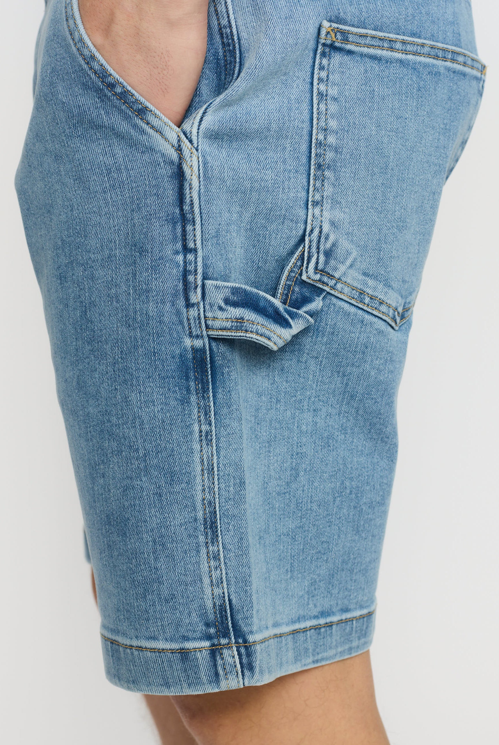 Revolution Loose-fit Denim Shorts Shorts Blue