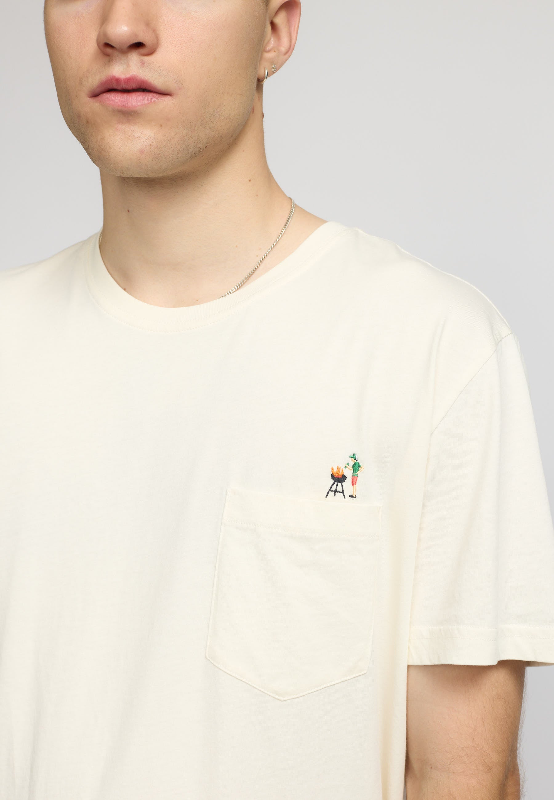 Application T-Shirt / 1419 BBQ - Offwhite – Revolution.eu