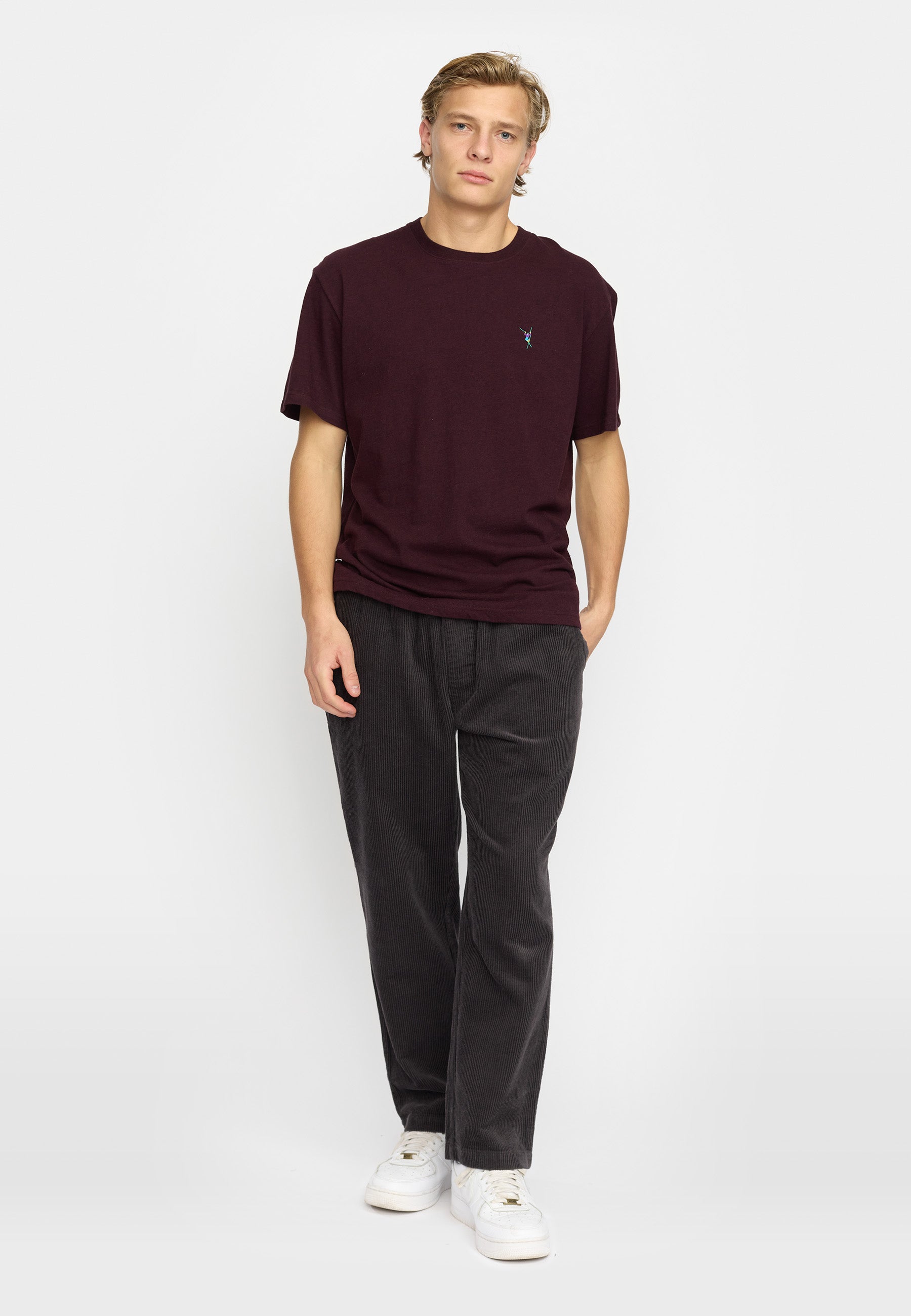 Revolution Application T-Shirt T-Shirts Burgundy