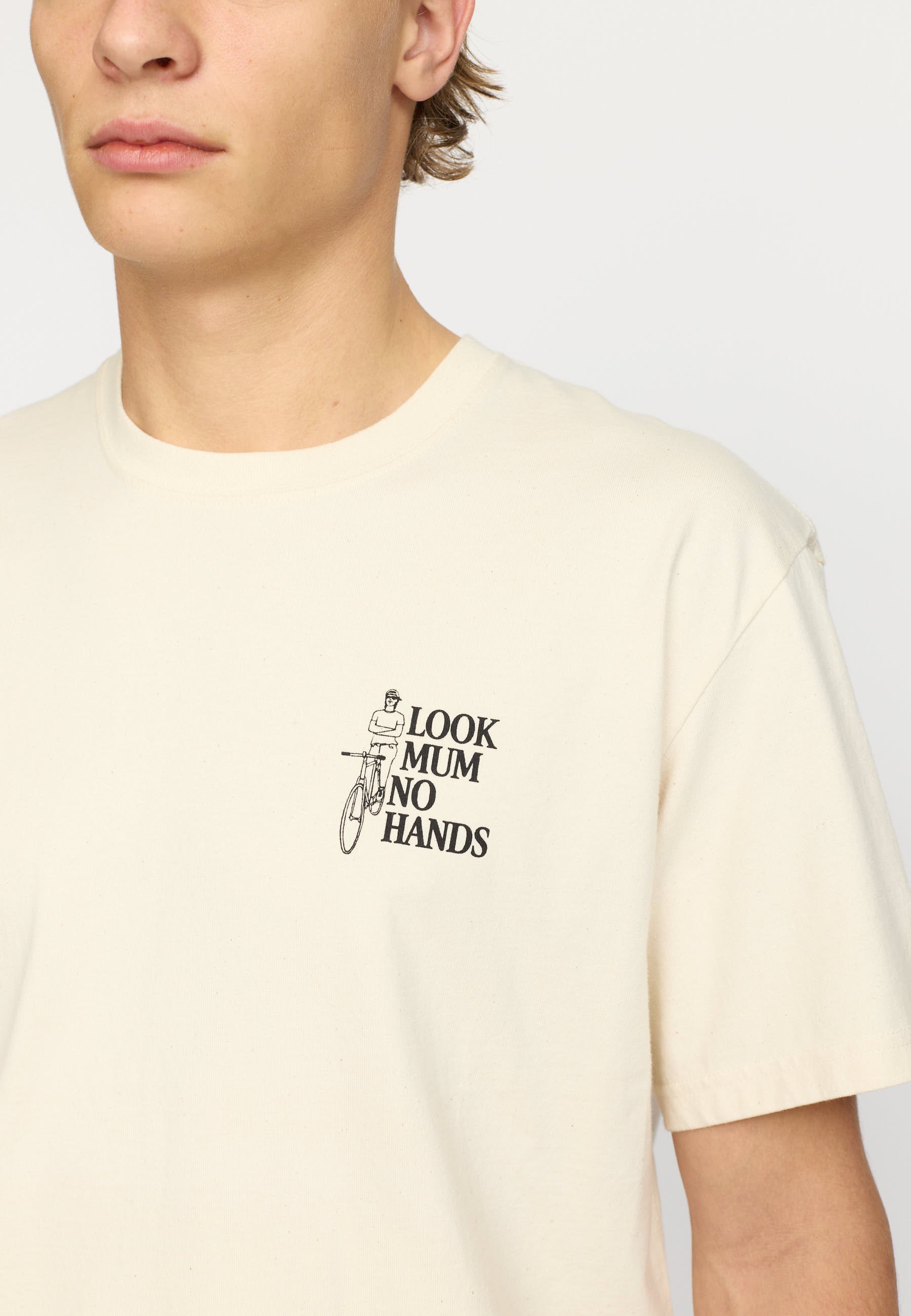Application T-Shirt / 1428 MUM - Offwhite – Revolution.eu