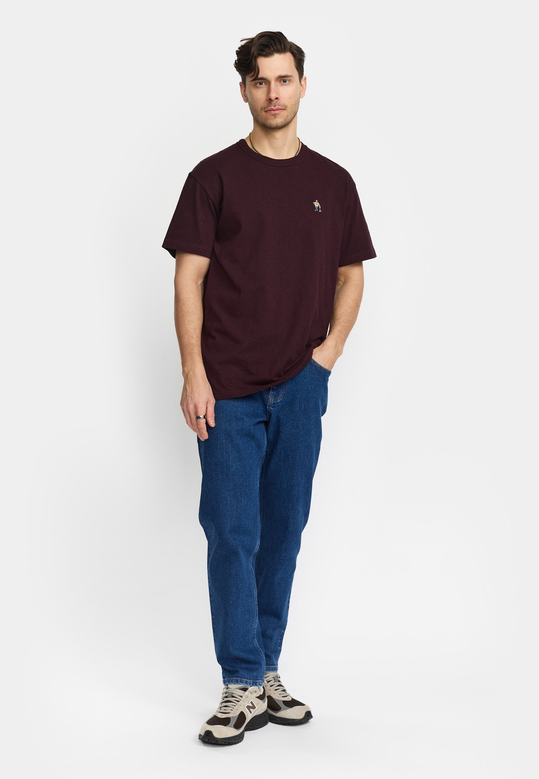 Revolution Application T-Shirt T-Shirts Burgundy