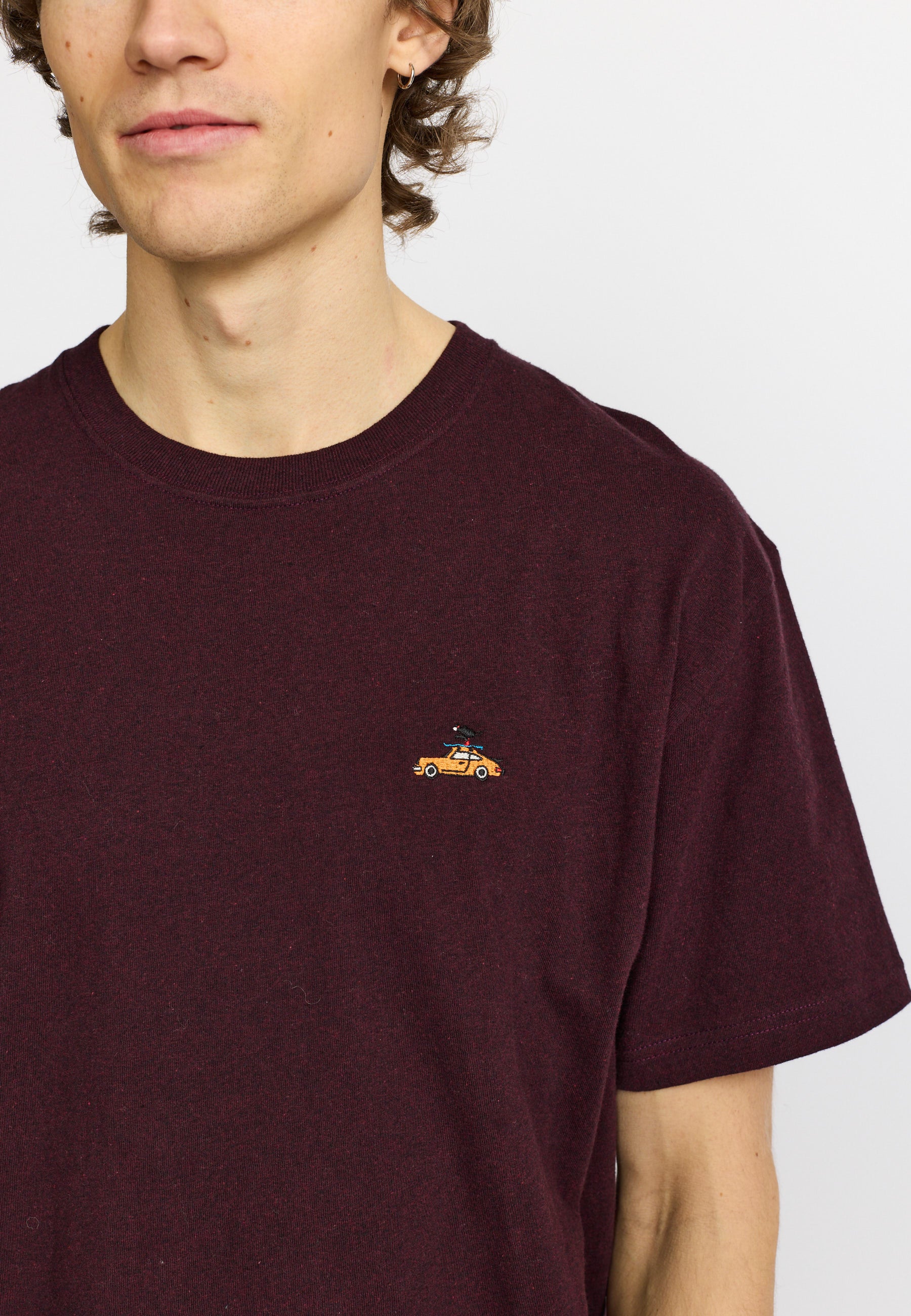 Revolution Application T-Shirt T-Shirts Burgundy