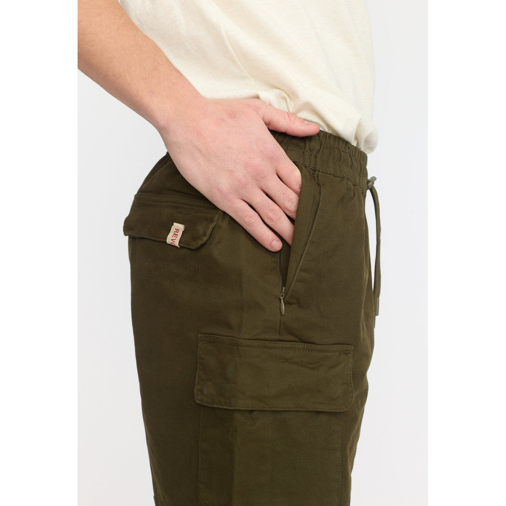 Revolution Cargo Shorts Shorts Army