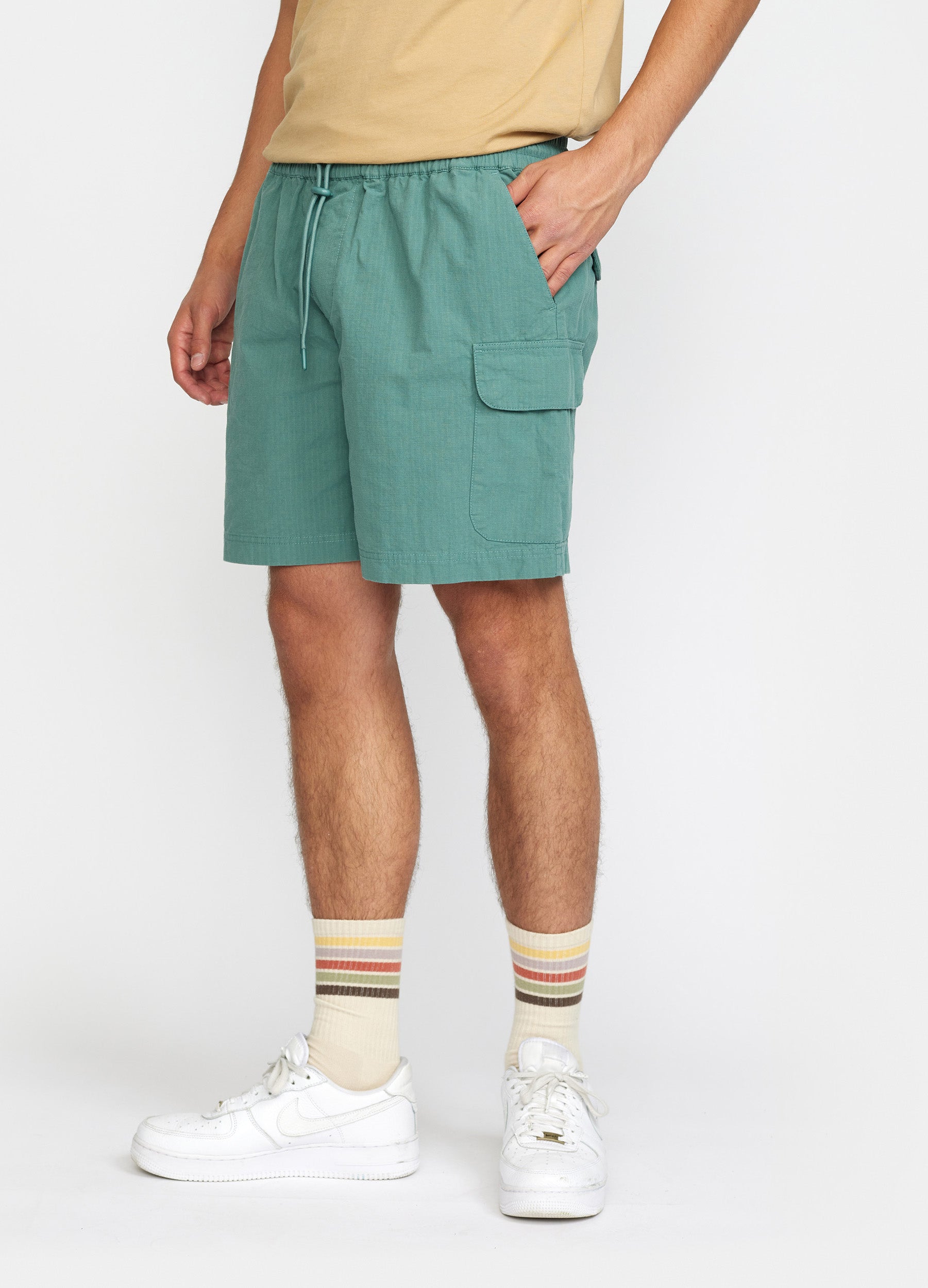 Revolution Cargo Shorts Shorts Green