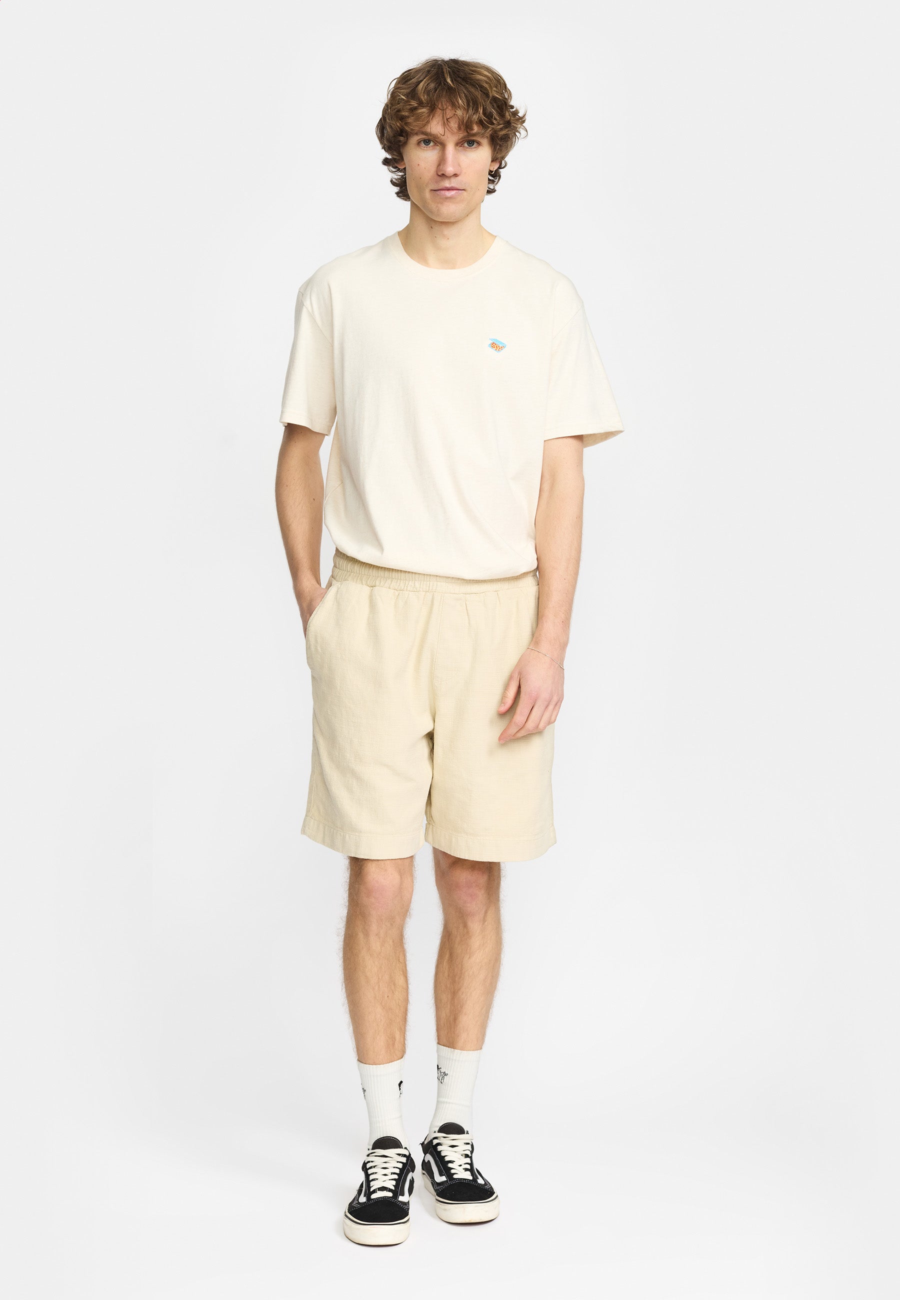 Revolution Casual Shorts Shorts Offwhite