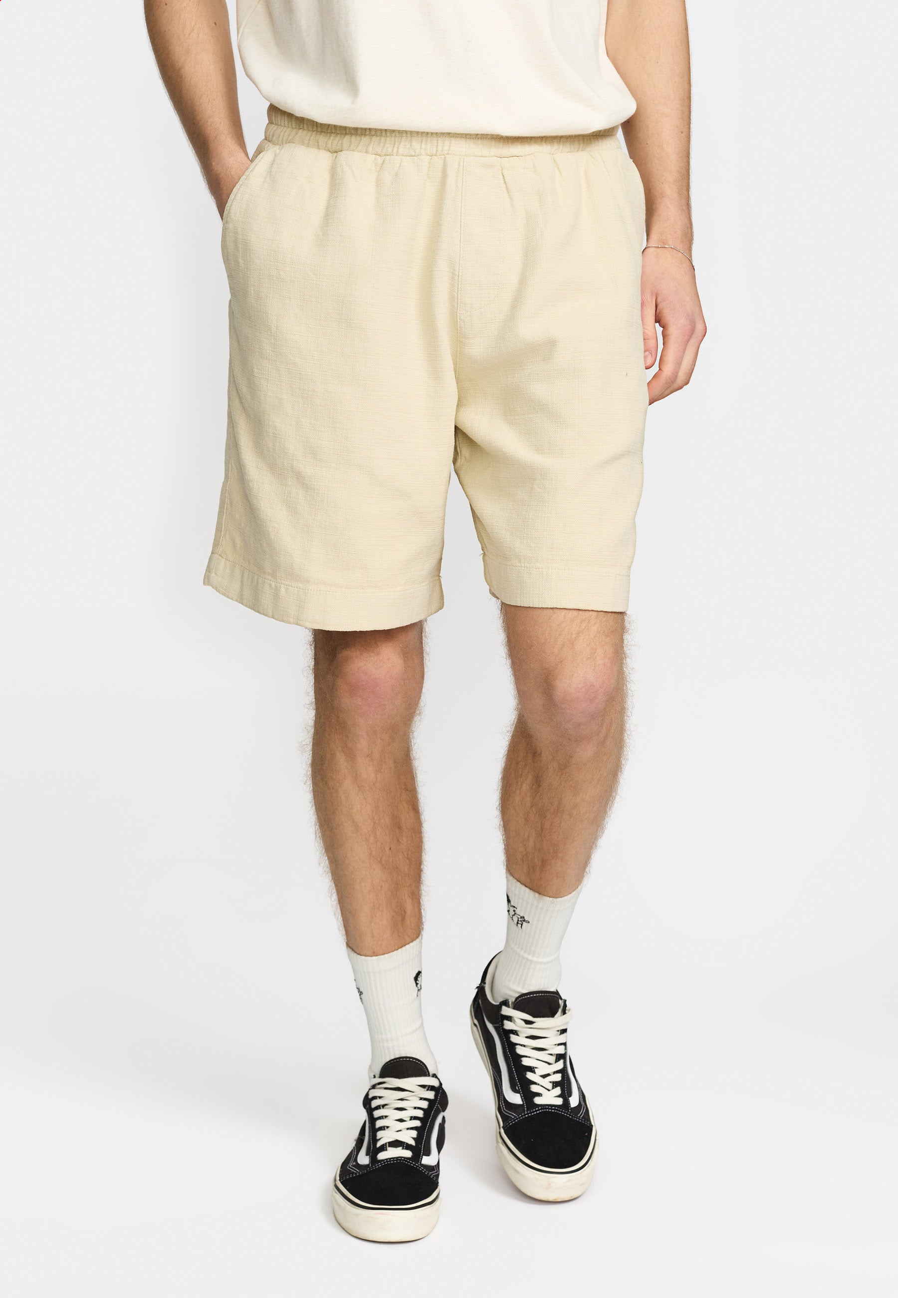 Revolution Casual Shorts Shorts Offwhite
