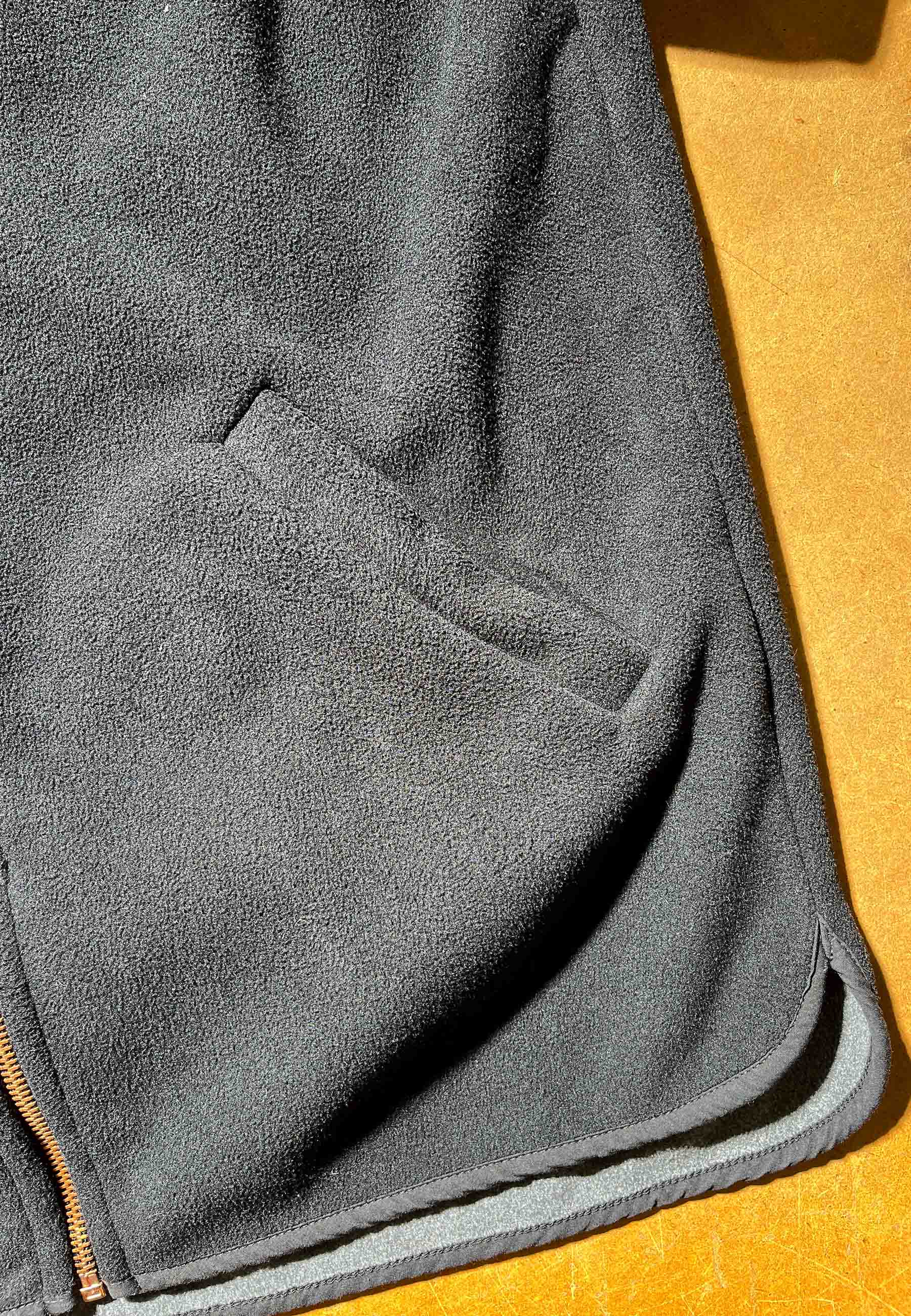 Revolution Crewneck zip Vintaged Black