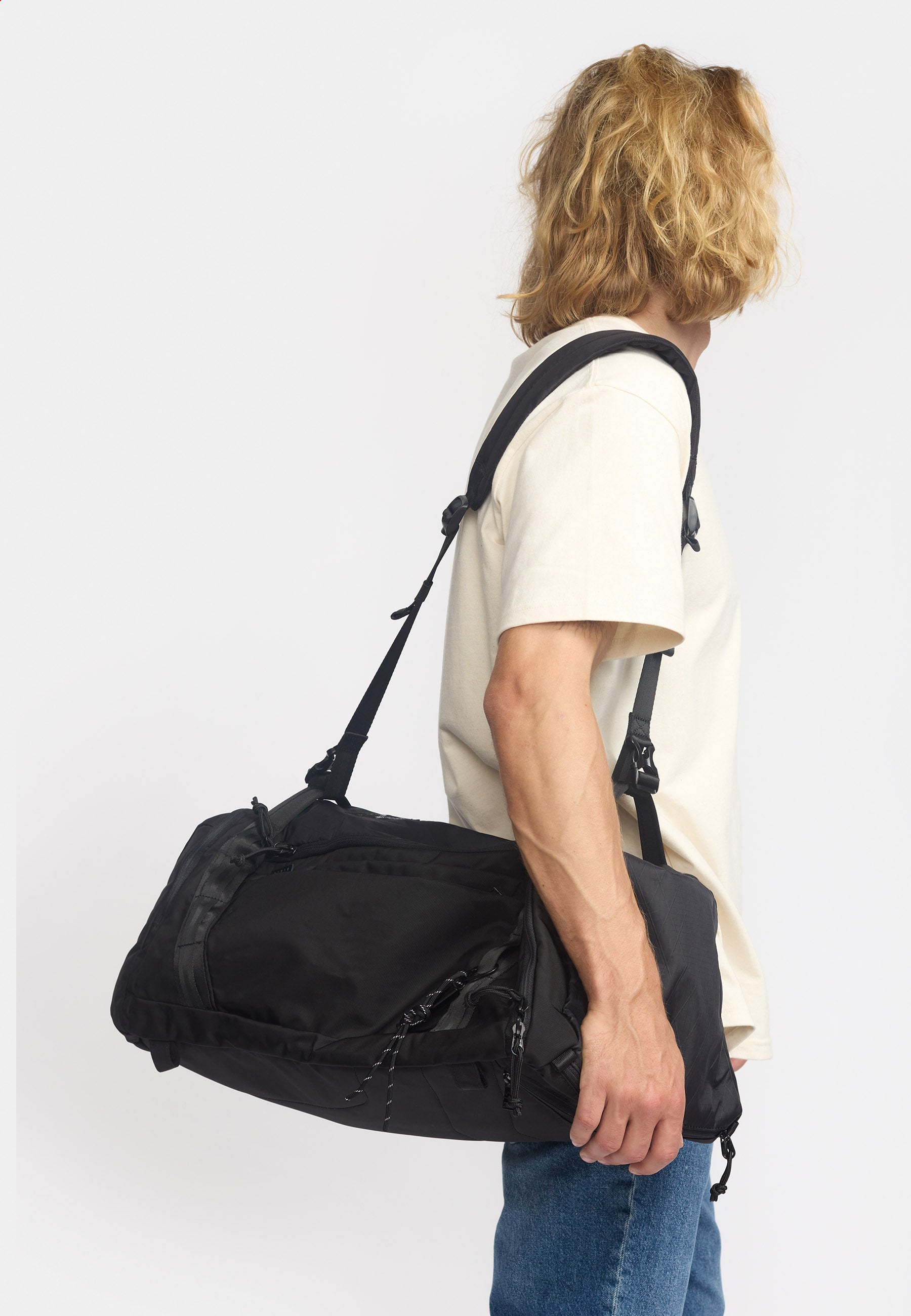 Duffel Bag / 9372 - Black – Revolution.eu