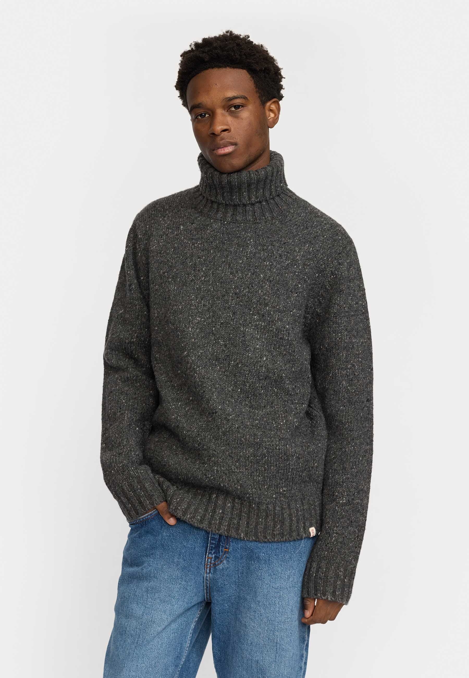 Revolution High-neck Sweather Knitwear Black