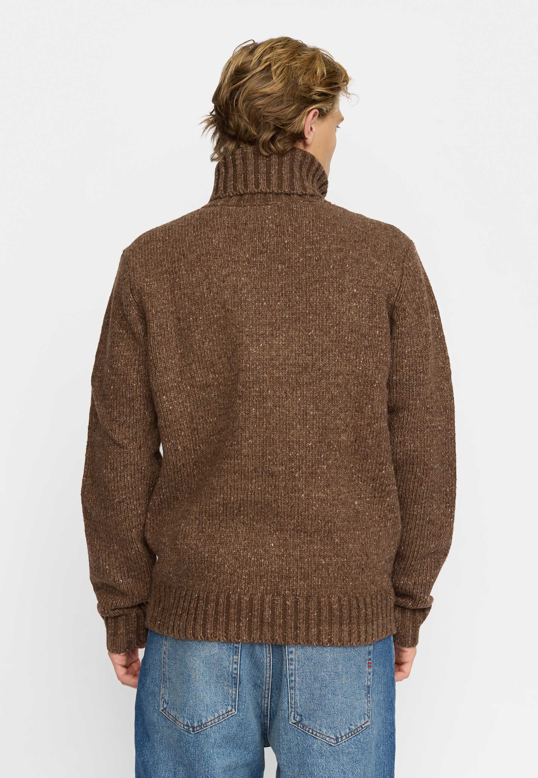 Revolution High-neck Sweather Knitwear Brown