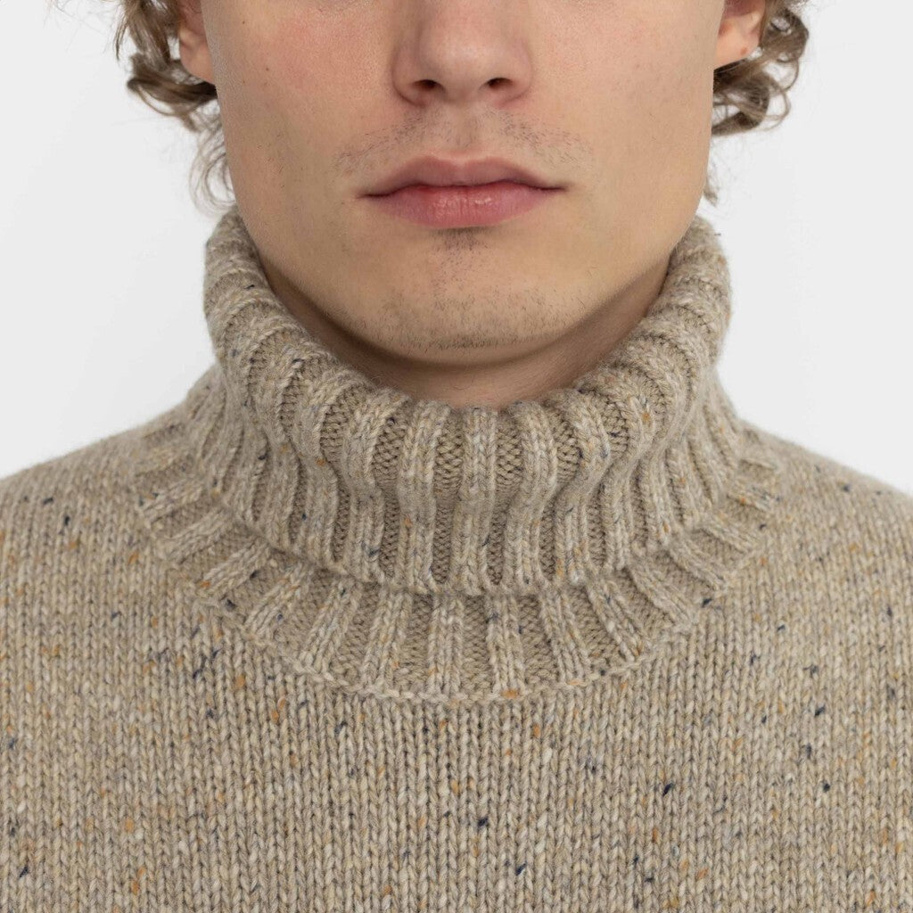 Revolution High-neck Sweather Knitwear Offwhite