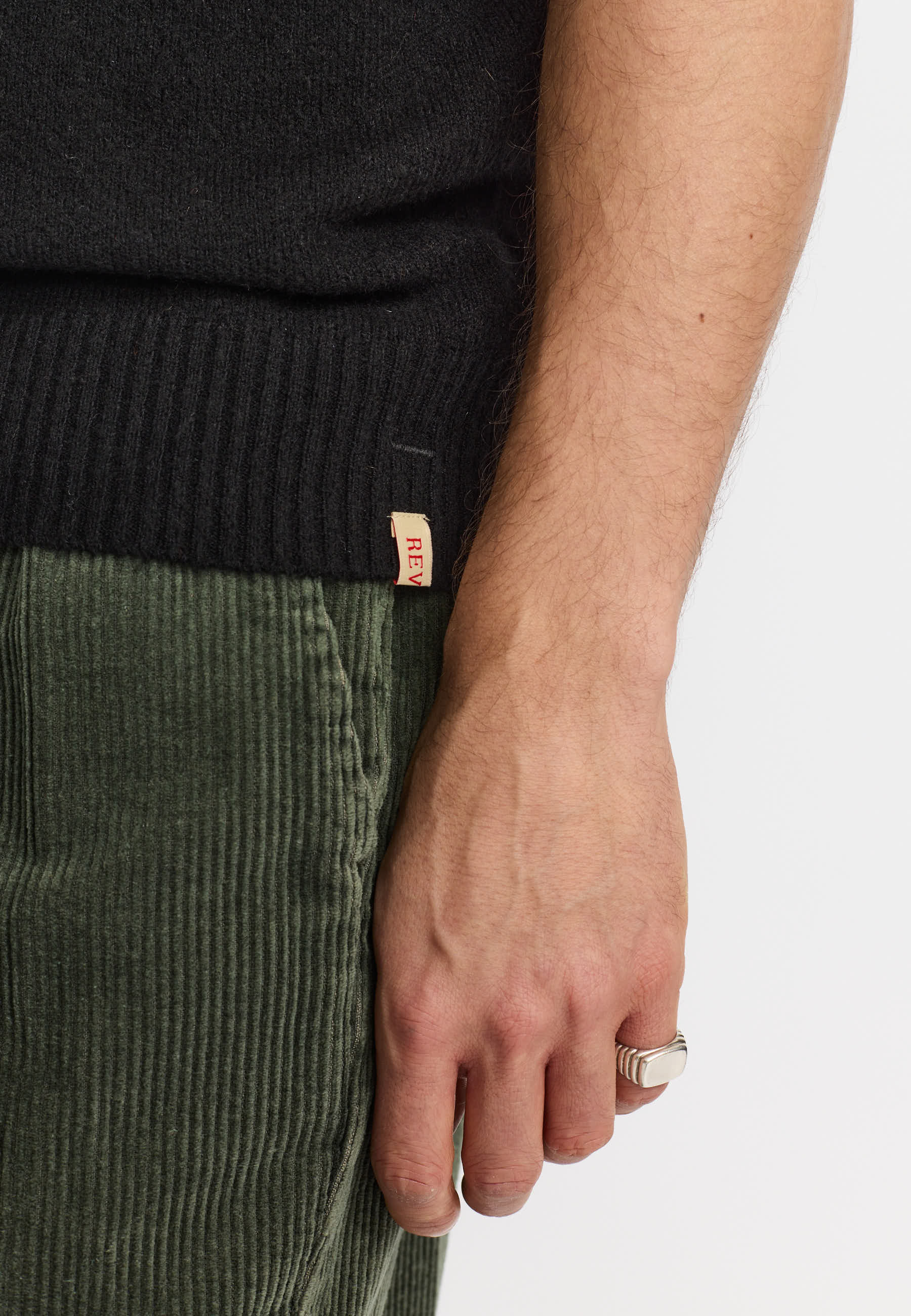 Revolution Knit Vest Knitwear Black