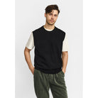 Revolution Knit Vest Knitwear Black