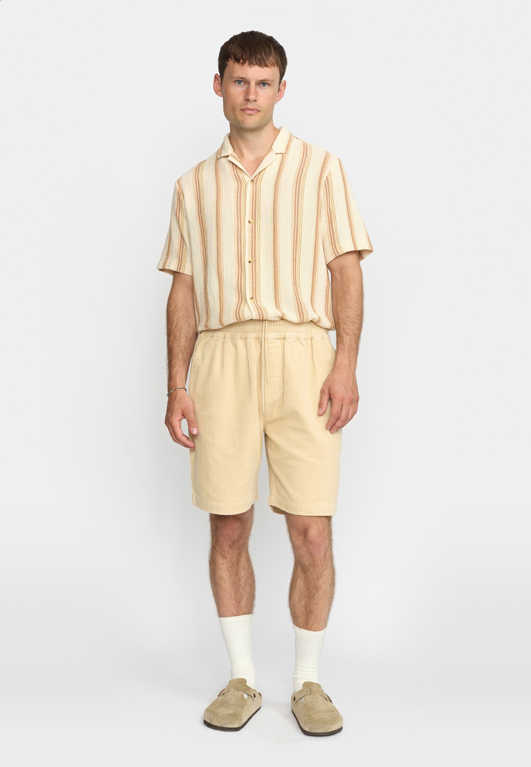 Long Casual Shorts / 4053 - Darkoffwhite – Revolution.eu