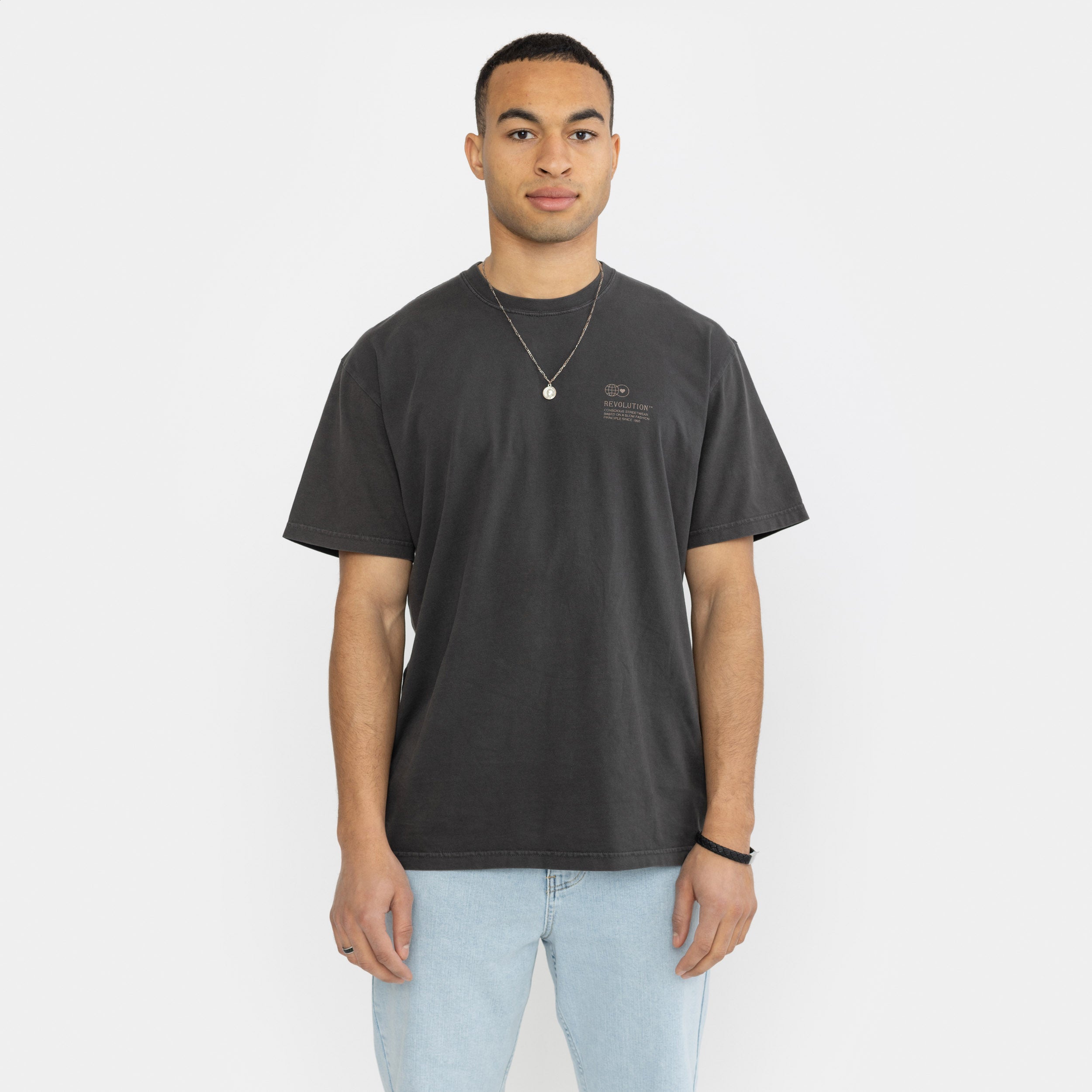 Revolution Loose T-shirt T-Shirts Black