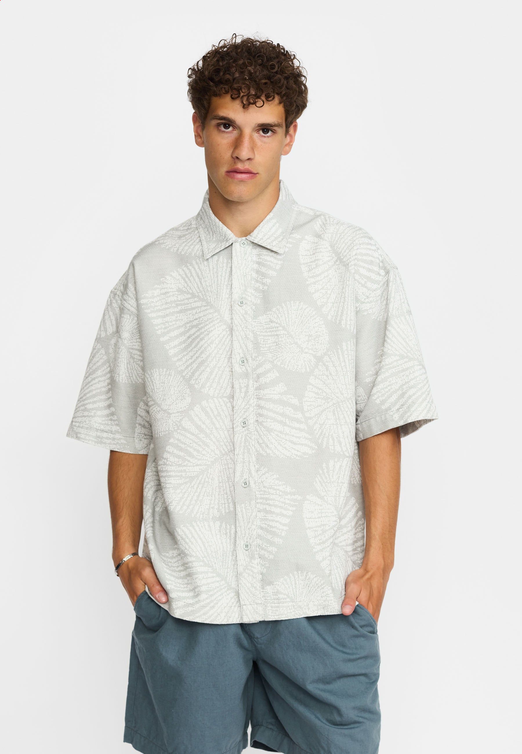 Revolution Oversize Short-sleeved Shirt Short-sleeve shirts Grey