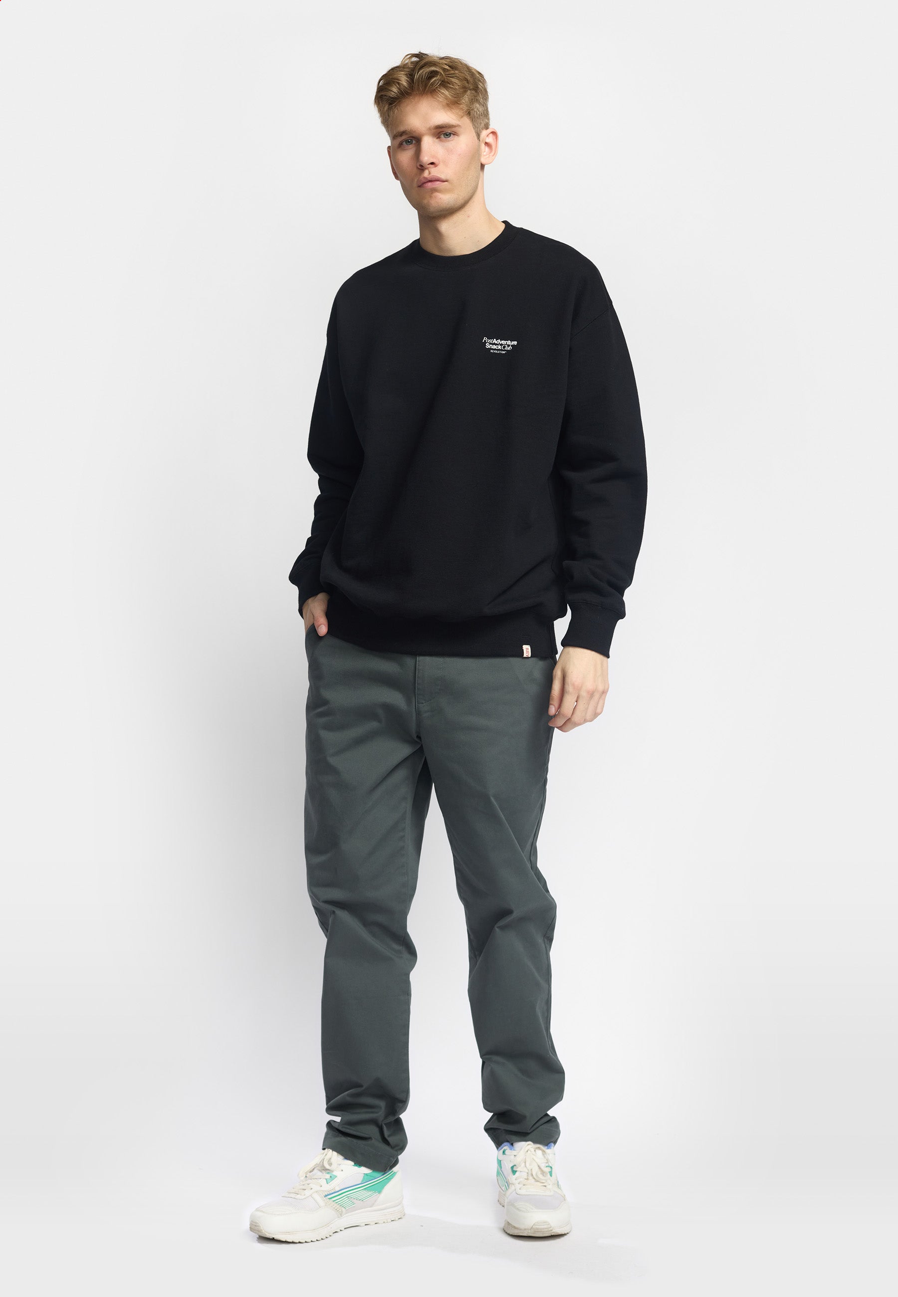 Revolution Printed Crewneck Sweatshirts Black
