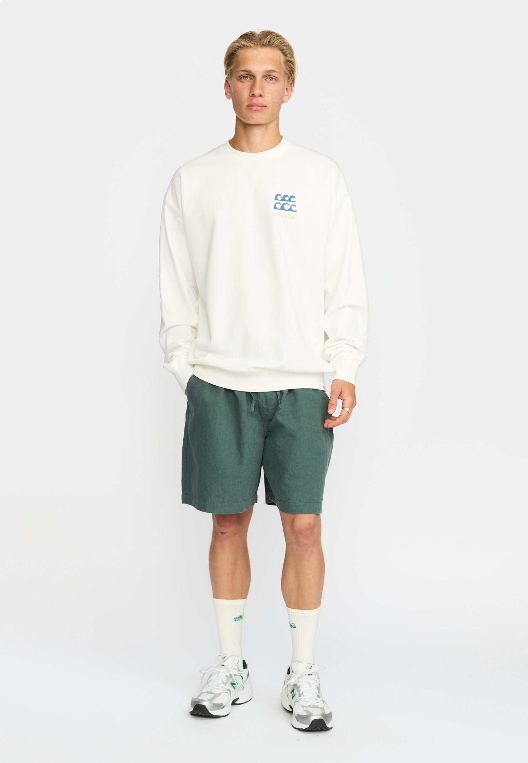 Revolution Printed Crewneck Sweatshirts Offwhite