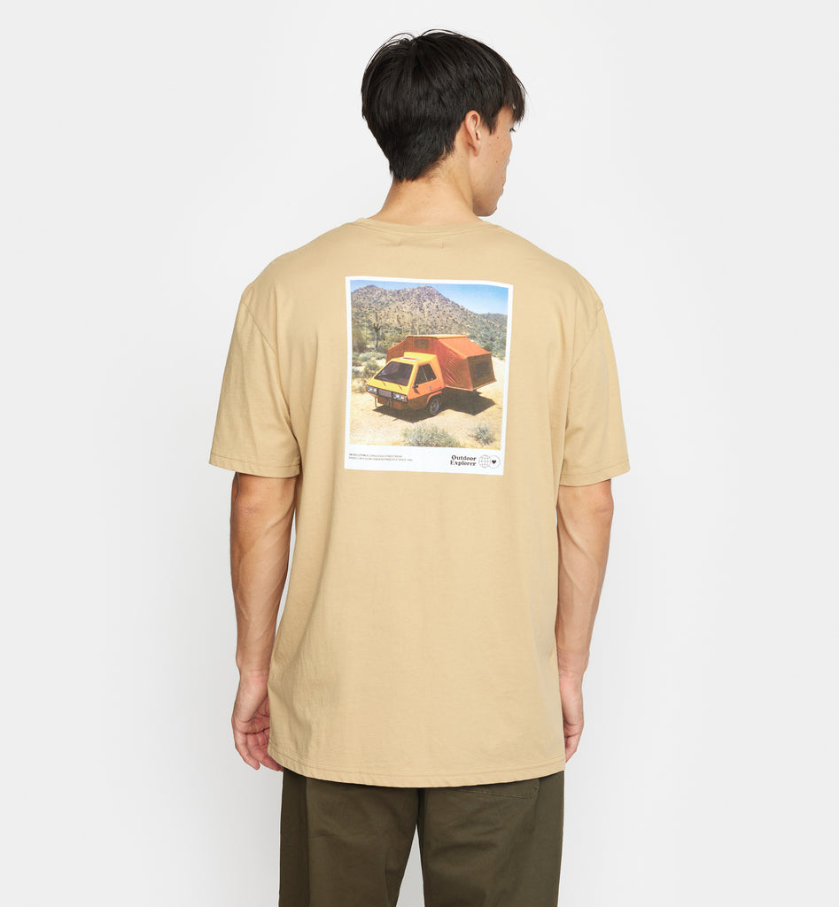 Revolution Printed T-shirt T-Shirts Khaki